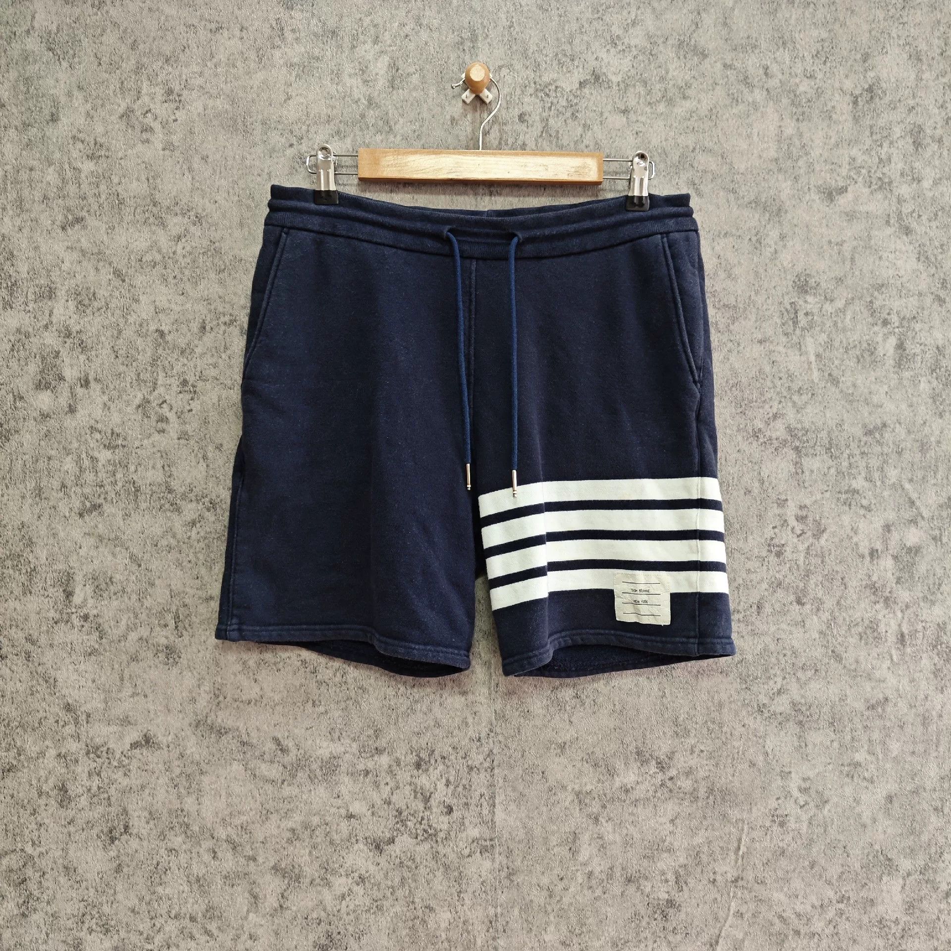 Thom Browne Thom Browne Striped Brown Shorts 34 Men Size US 34 / EU 50 - 1 Thumbnail