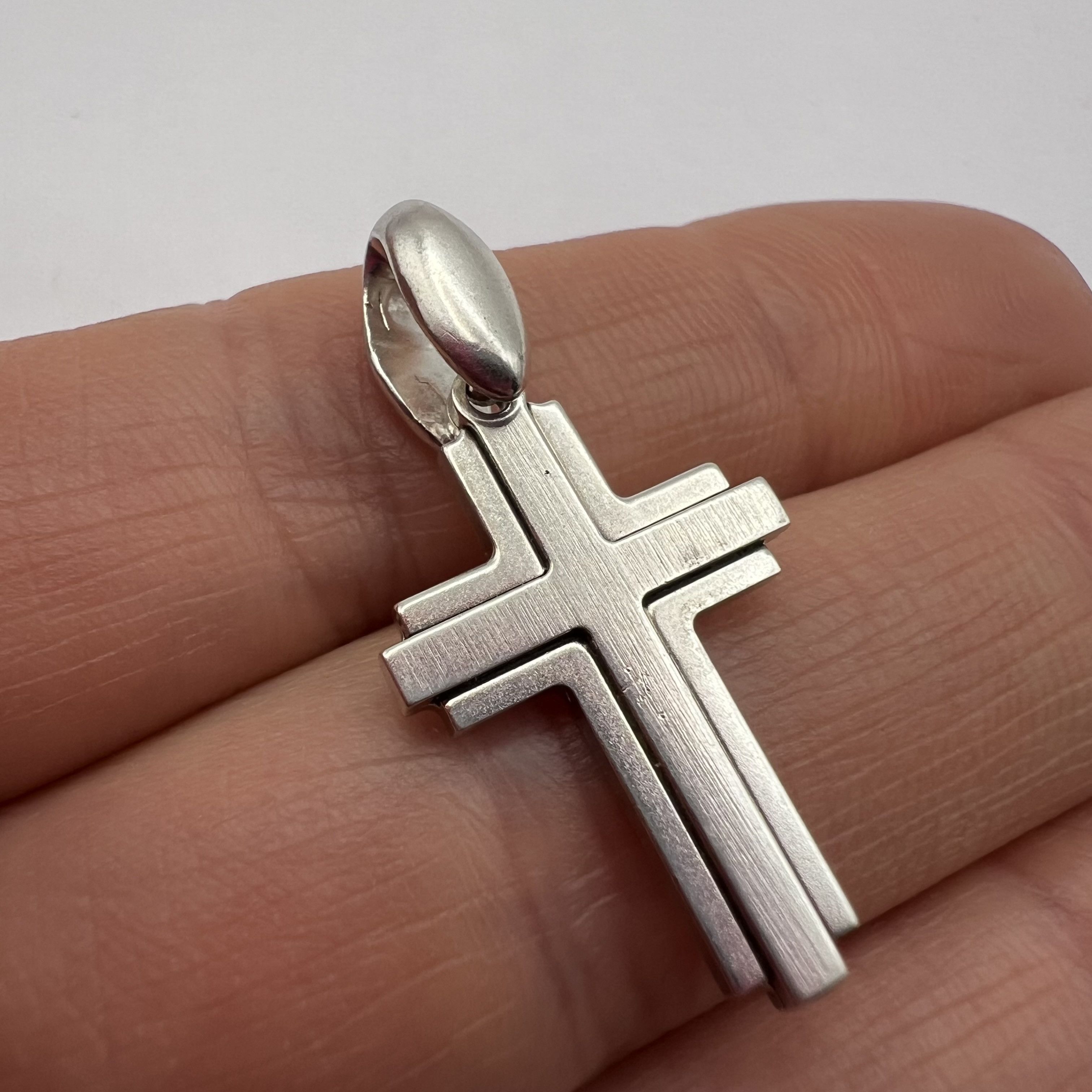 Sterling Silver Vintage Sterling Silver Crucifix Cross Pendant Jesus Christ. Size ONE SIZE - 1 Thumbnail