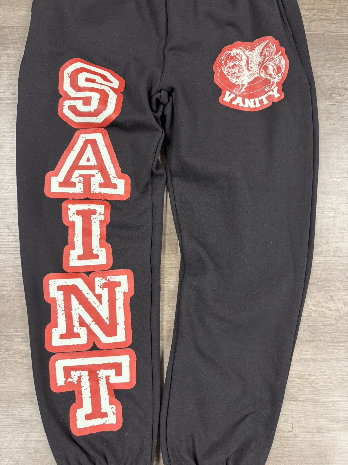 Saint Vanity SAINT VANITY ‘BLACK RED’ LOGO SWEATPANTS Size US 34 / EU 50 - 2 Thumbnail