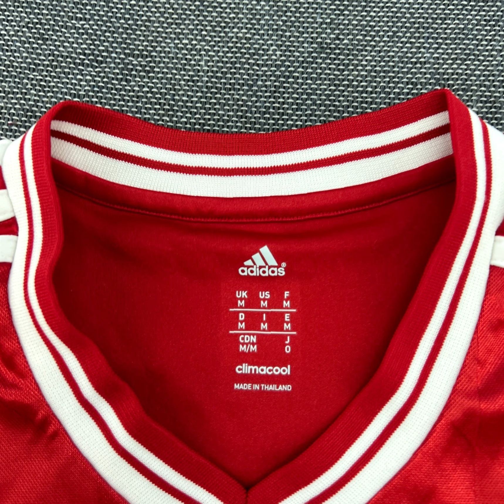 Adidas adidas Bayern Munich 2013 2014 Home Football Jersey Red Shirt M Adult Mens Jersey Soccer Shirt Size US M / EU 48-50 / 2 - 6 Thumbnail