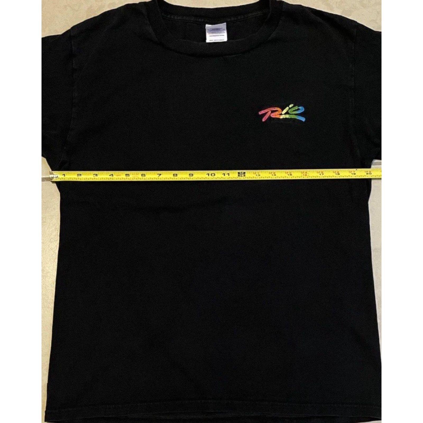 Rainbow VINTAGE Futbol Shirt Men M Black Rio de Janeiro Brazil Faded 90s Grunge Surf Football Soccer World Cup Rainbow T-Shirt Size US M / EU 48-50 / 2 - 7 Thumbnail