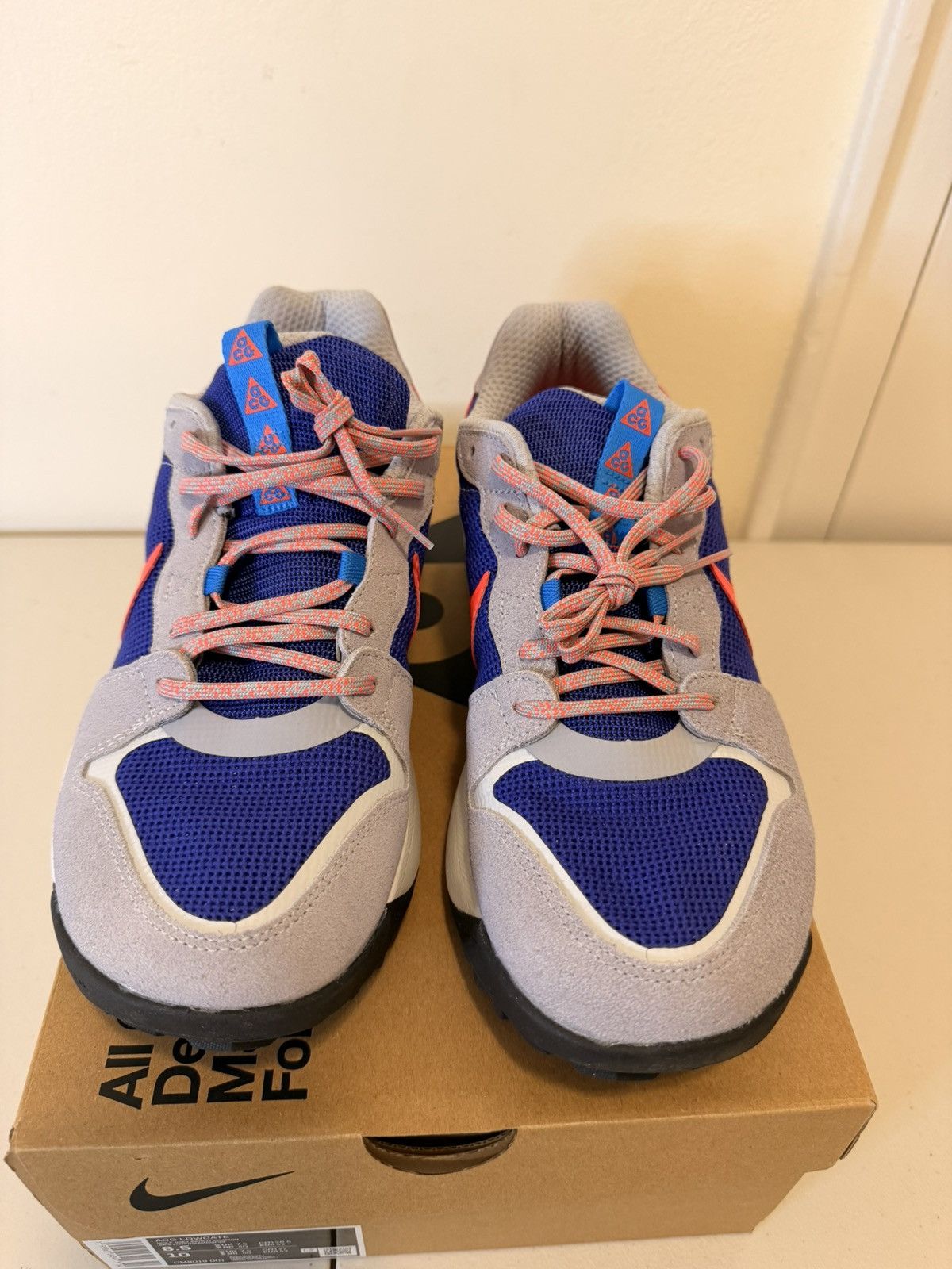 Nike ACG Nike ACG Lowcate size 8.5 Men Wolf Grey Bright Crimson Size US 8.5 / EU 41-42 - 3 Thumbnail