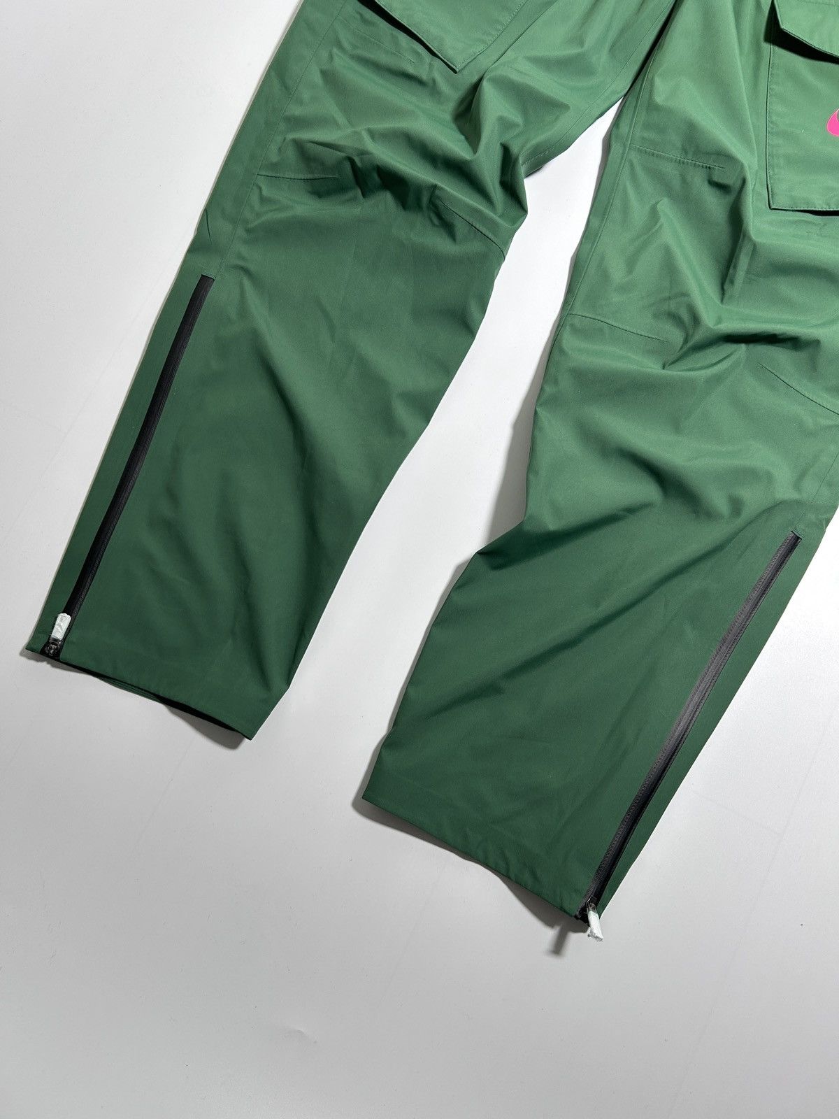 Nike Vintage Nike Nylon Cargo Pants S Size US 30 / EU 46 - 3 Thumbnail