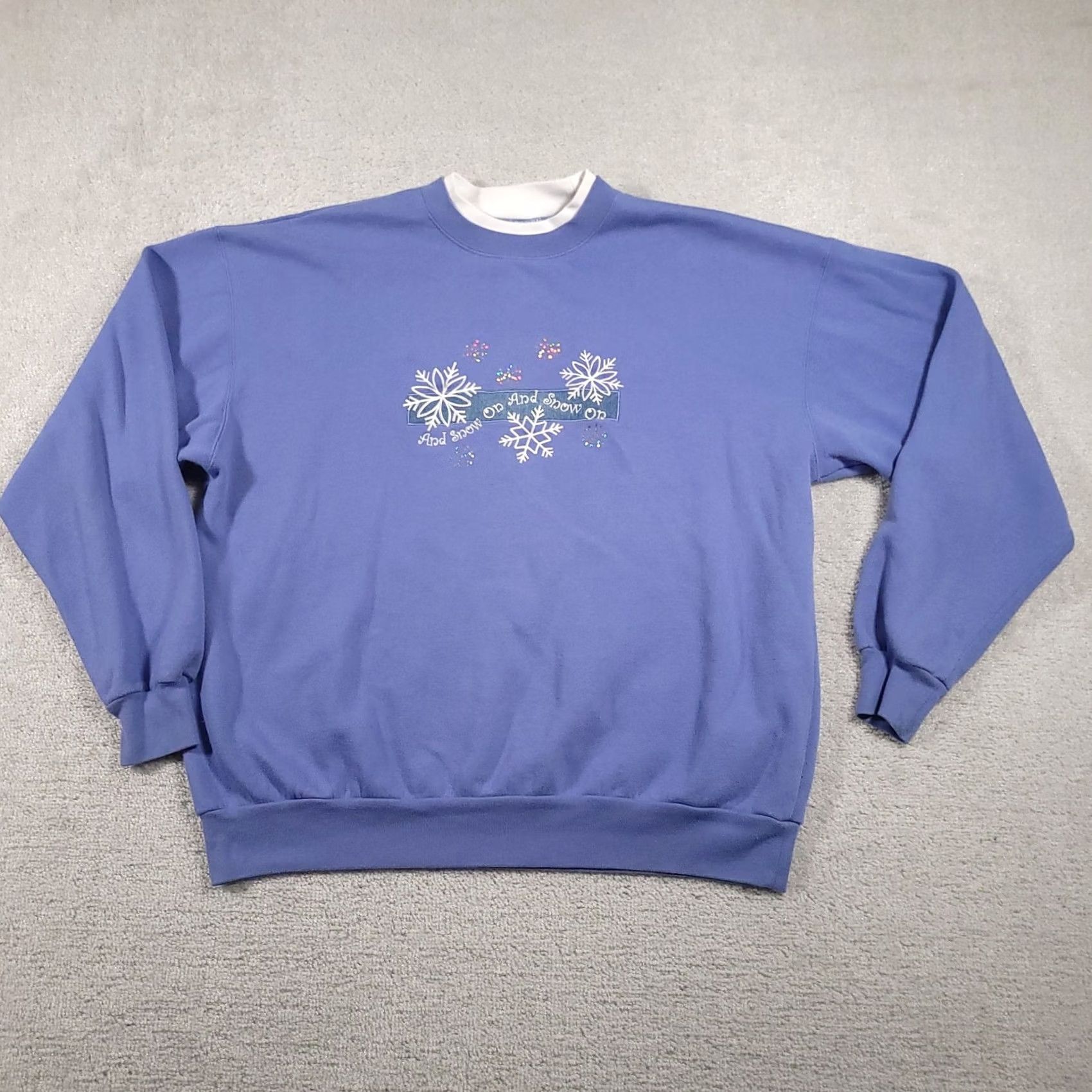 Vintage VINTAGE? No. Legacy Sportswear Sweatshirt Womens XL Purple Crewneck Snowflake Winter Pullover Size XL / US 12-14 / IT 48-50 - 2 Thumbnail