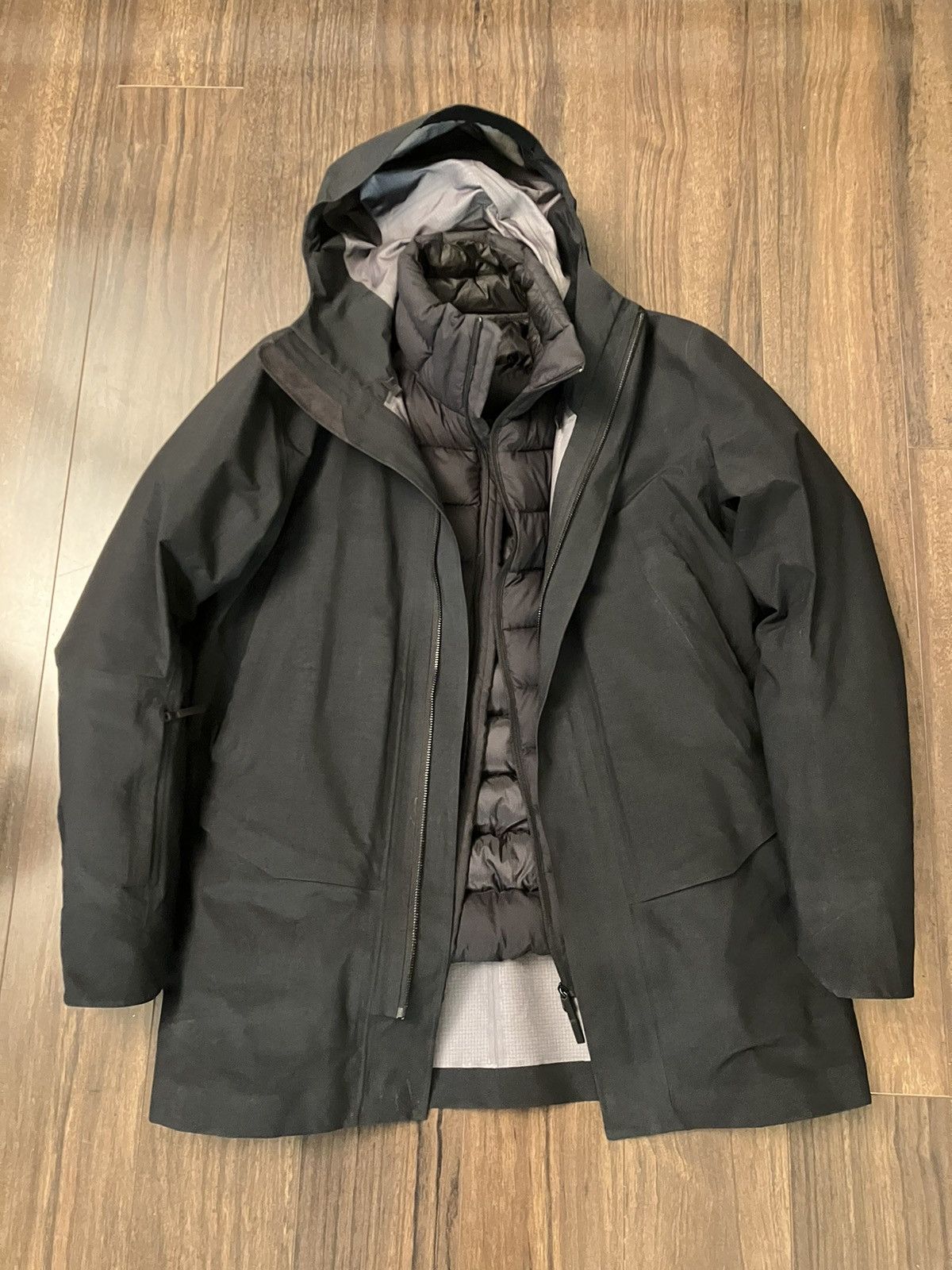 Arc'Teryx Veilance Sinter IS Coat size S | Grailed