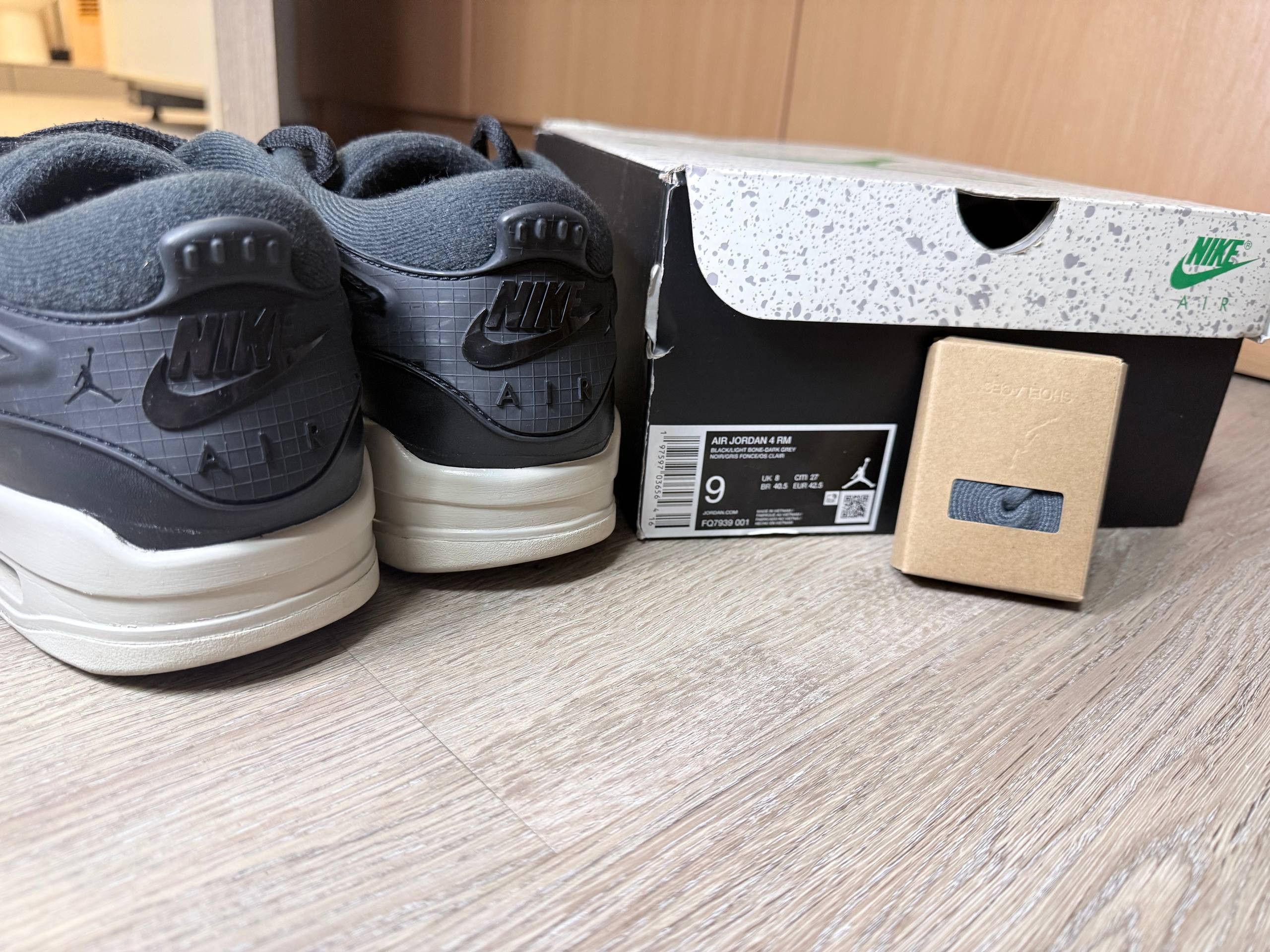 Nike FQ7939-001 Size US 9.5 / EU 42-43 - 4 Thumbnail