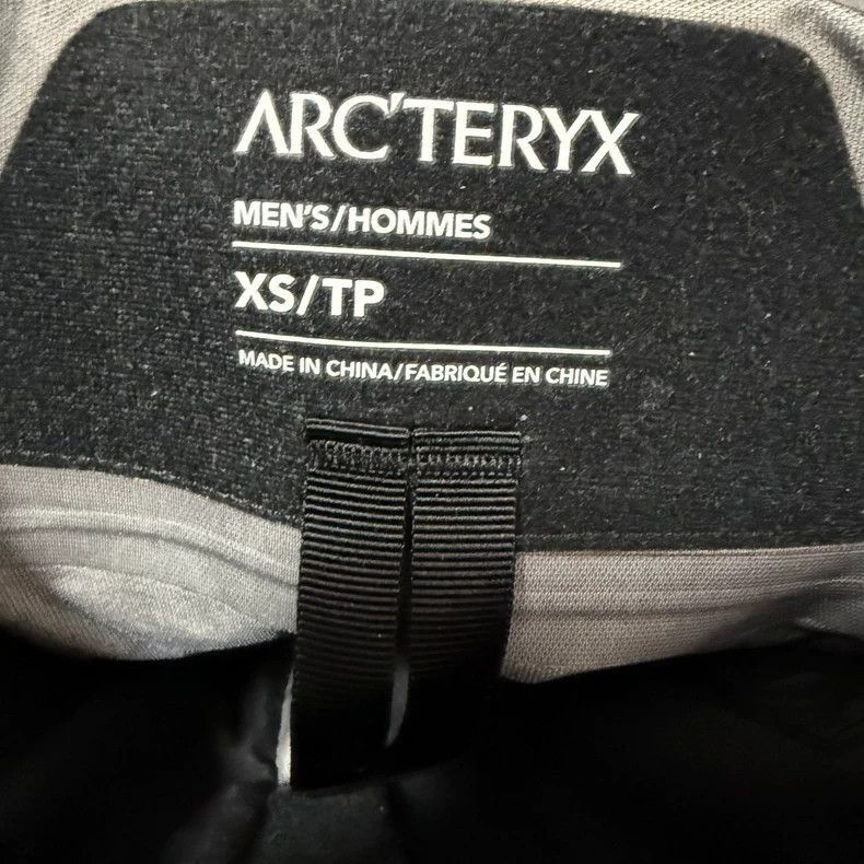 Arc'teryx Arcteryx Beta Jacket Men's Gray Size US XS / EU 42 / 0 - 4 Thumbnail