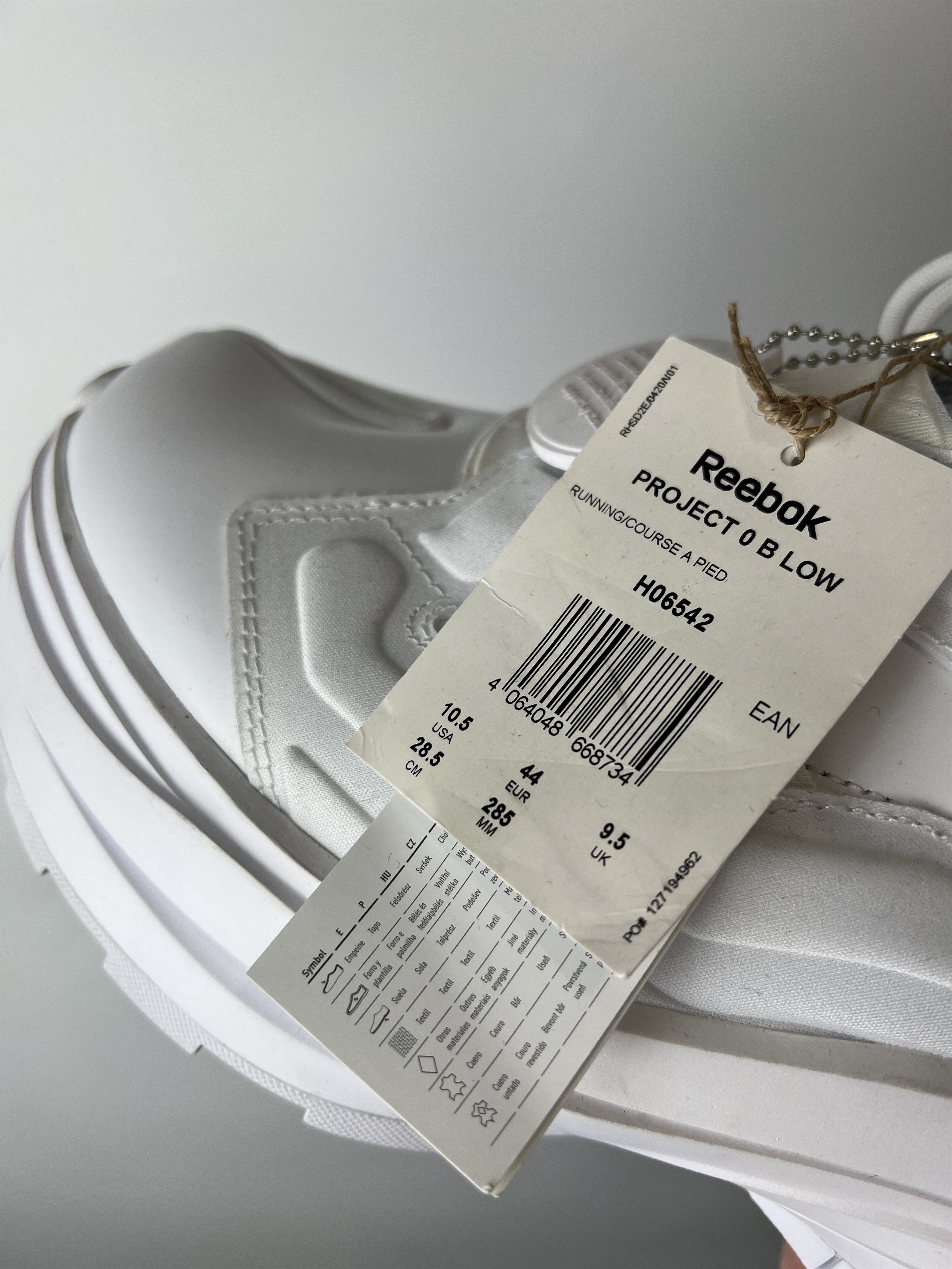 Maison Margiela × Reebok Maison Margiela x Reebok Instapump Fury Tabi Size US10.5 Size US 10.5 / EU 43-44 - 7 Thumbnail
