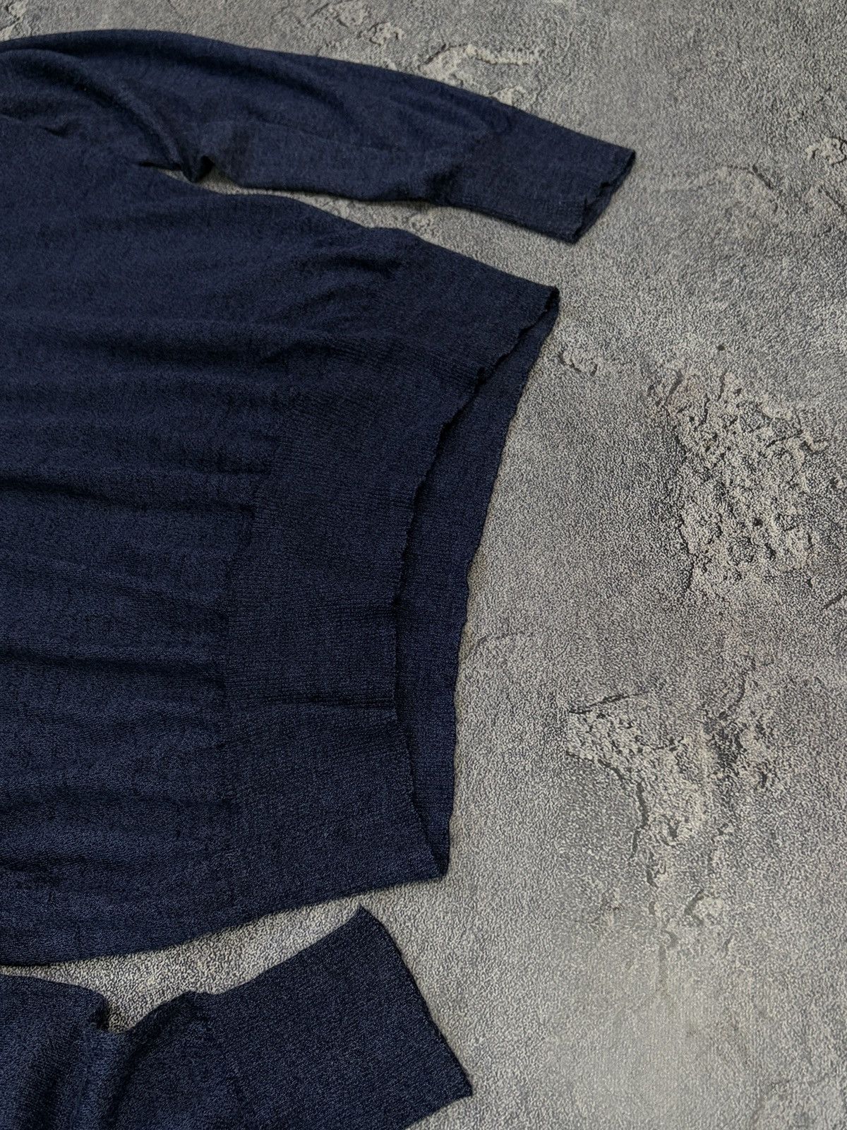 Salvatore Ferragamo Salvatore Ferragamo Cashmere Silk V-Neck Blue L Italy Size US L / EU 52-54 / 3 - 8 Thumbnail