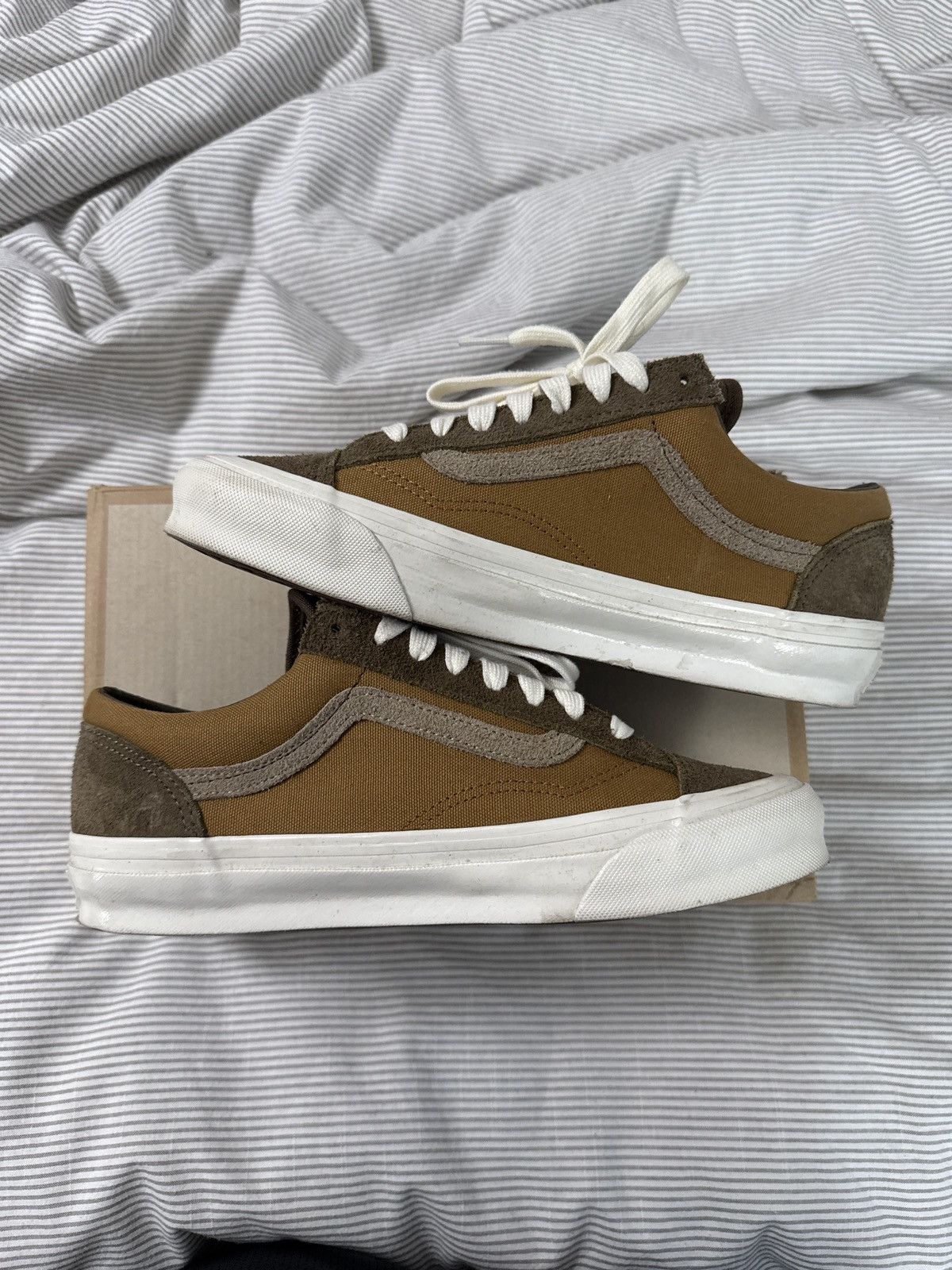 Vans Notre Vans OG Style 36 LX Size US 7.5 / EU 40-41 - 2 Thumbnail