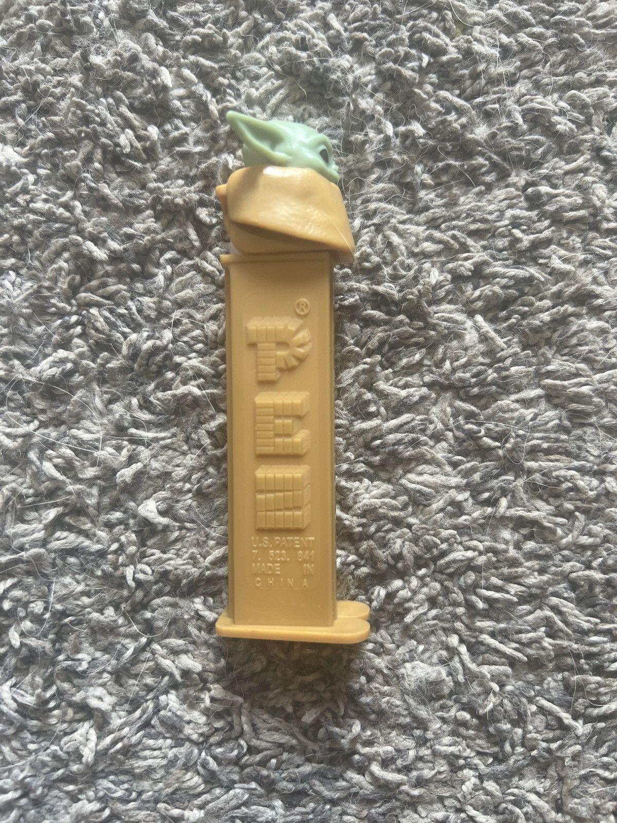 Disney × Hypebeast × Star Wars Star Wars The Mandalorian Grogu Pez Dispenser Size ONE SIZE - 3 Thumbnail