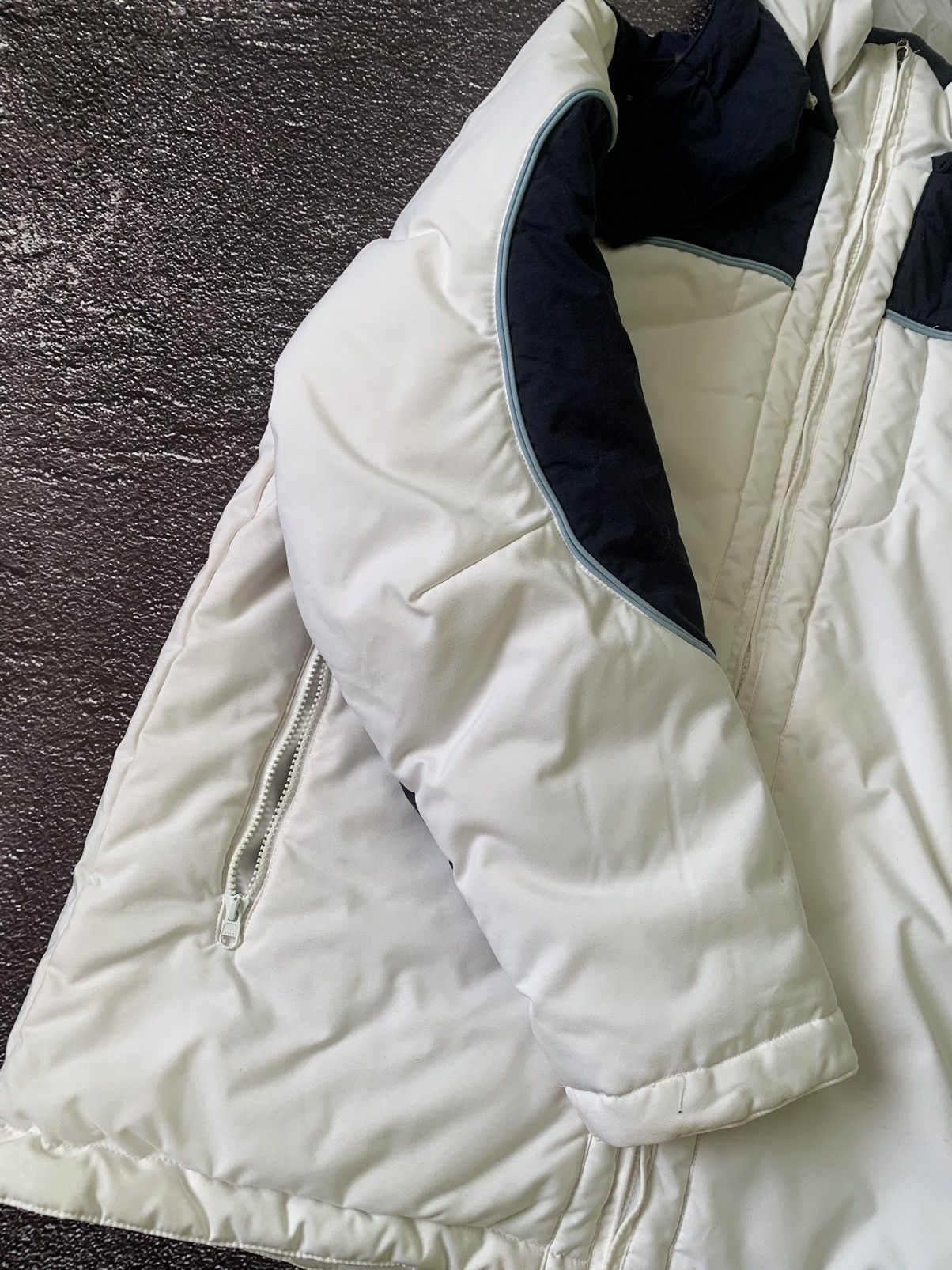 Nike Vintage Nike Y2K Winter Jacket White/Blue 90s Boxy Size US M / EU 48-50 / 2 - 8 Thumbnail