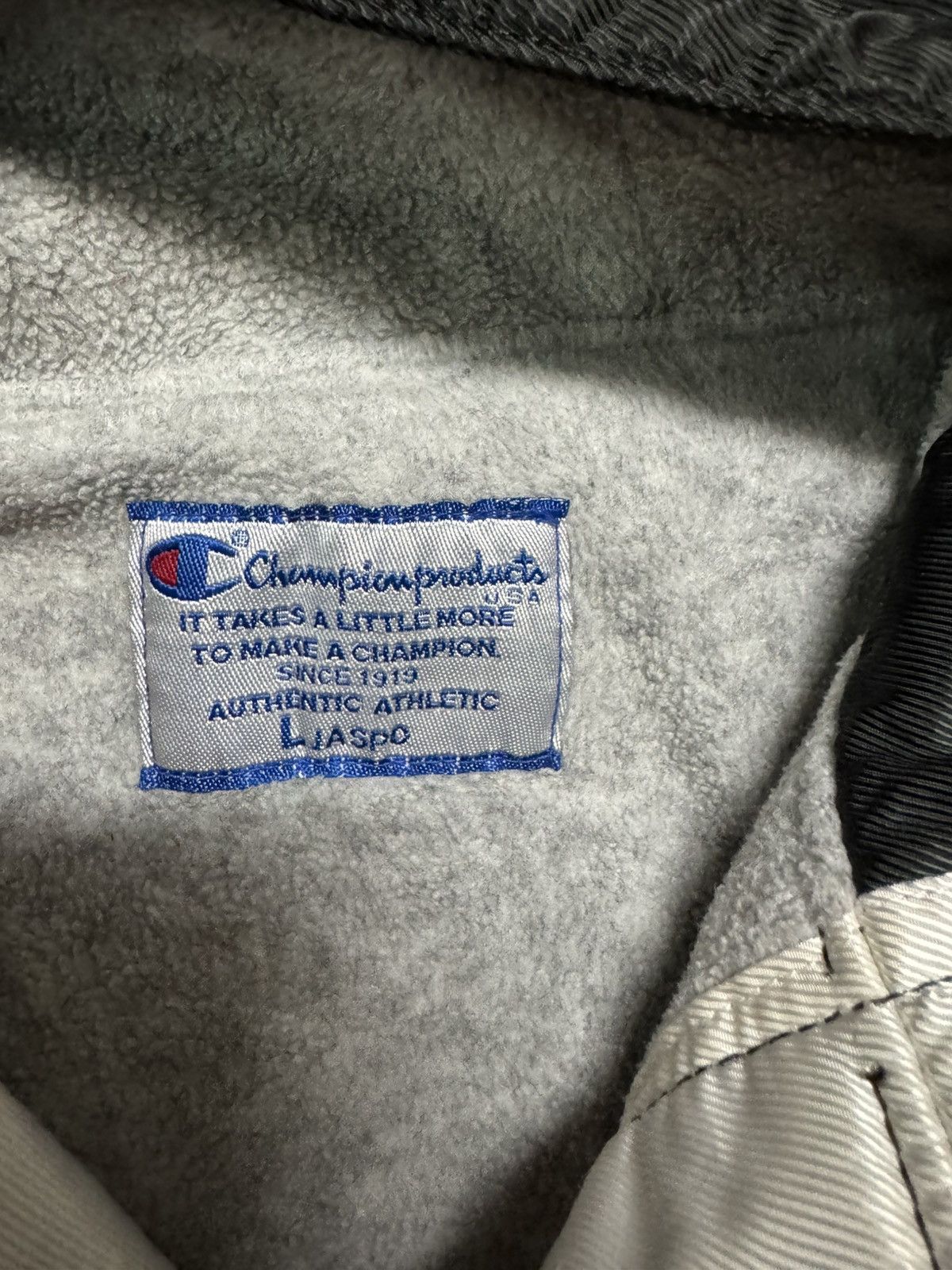 Champion VINTAGE 1990s CHAMPION USA LONG JACKET SWEATER Size US L / EU 52-54 / 3 - 9 Thumbnail