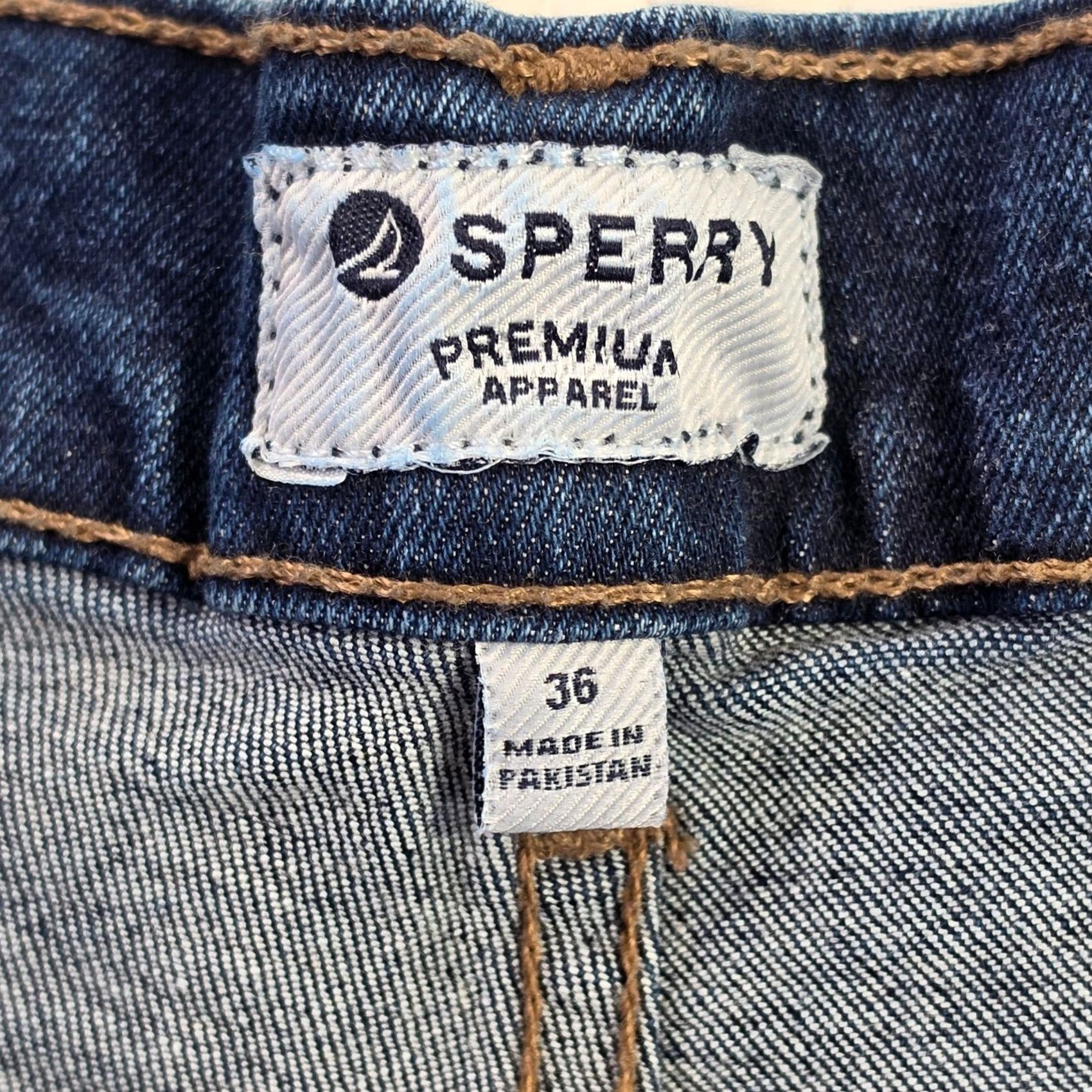 Sperry Sperry Jeans Mens 36x29 Blue Straight Leg Denim Pants Cotton Blend Dark Wash EUC Size US 36 / EU 52 - 7 Thumbnail
