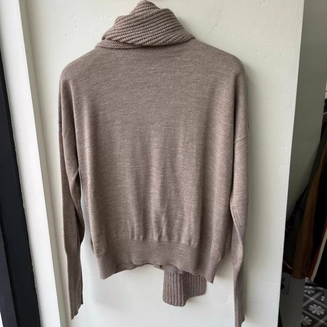 Maison Margiela Maison Margiela MM6 Mule Deconstructed Scarf-Knit Sweater Size ONE SIZE - 4 Thumbnail