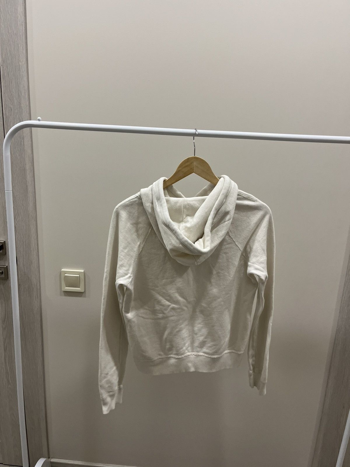 If Six Was Nine Abercrombie & Fitch Womens S White Hoodie Pullover Vintage Size S / US 4 / IT 40 - 3 Thumbnail