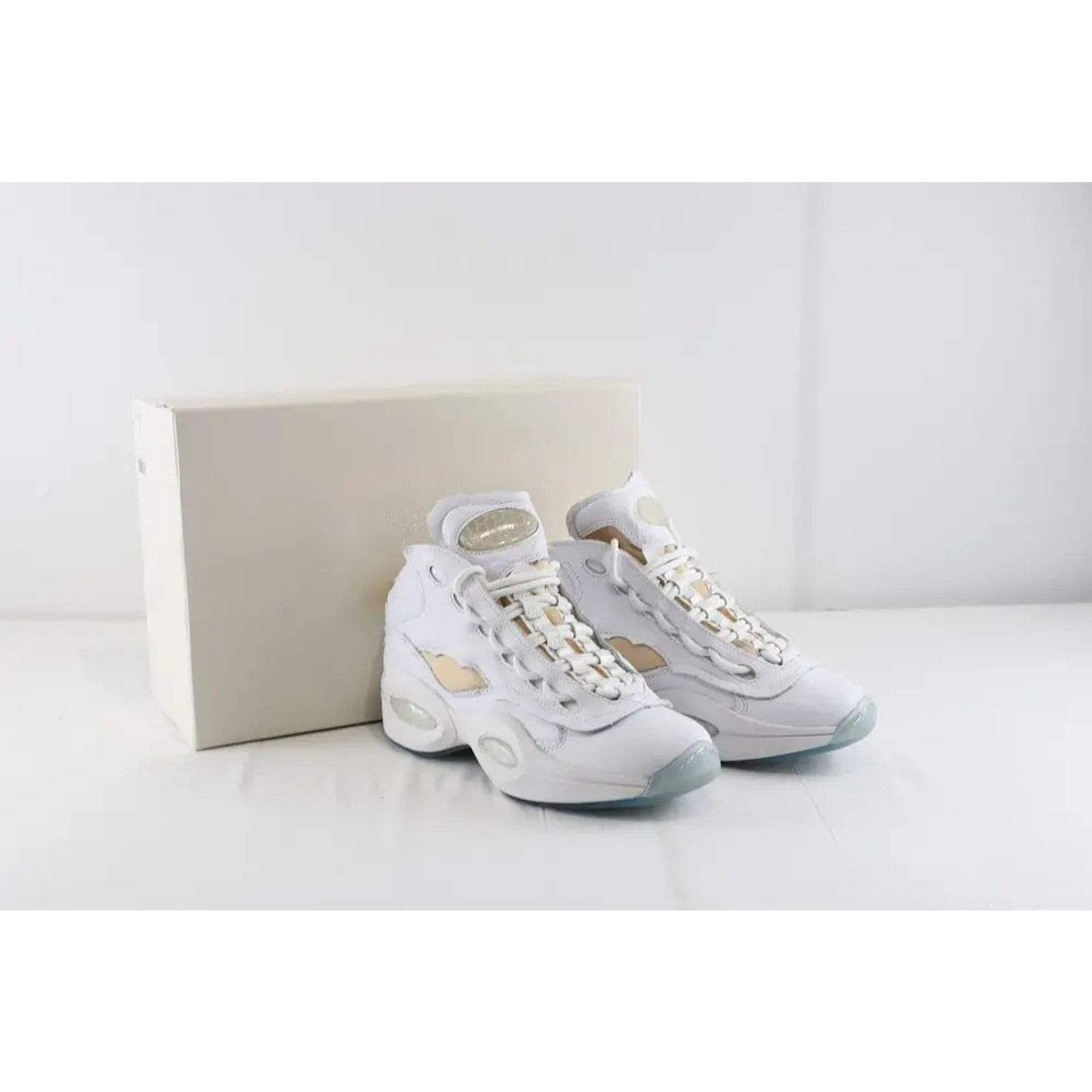 Maison Margiela × Reebok o1rshd1 Q:5 / Basketball Sneakers in White Size US 9 / EU 42 - 1 Thumbnail