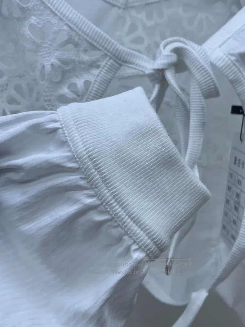 Chanel Chanel 25C white hollow logo long sleeves Size XS / US 0-2 / IT 36-38 - 6 Thumbnail