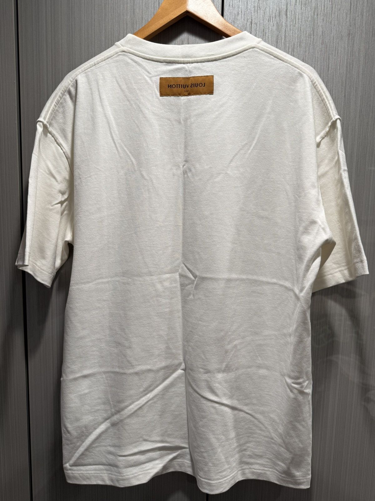 Louis Vuitton Louis Vuitton White Rainbow T Shirt Size US XXL / EU 58 / 5 - 3 Thumbnail