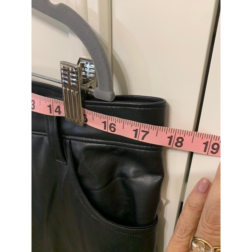 Abercrombie & Fitch Abercrombie & Fitch Womens 14 High Rise Leather Straight Leg Size 36" / US 14 / IT 50 - 7 Thumbnail