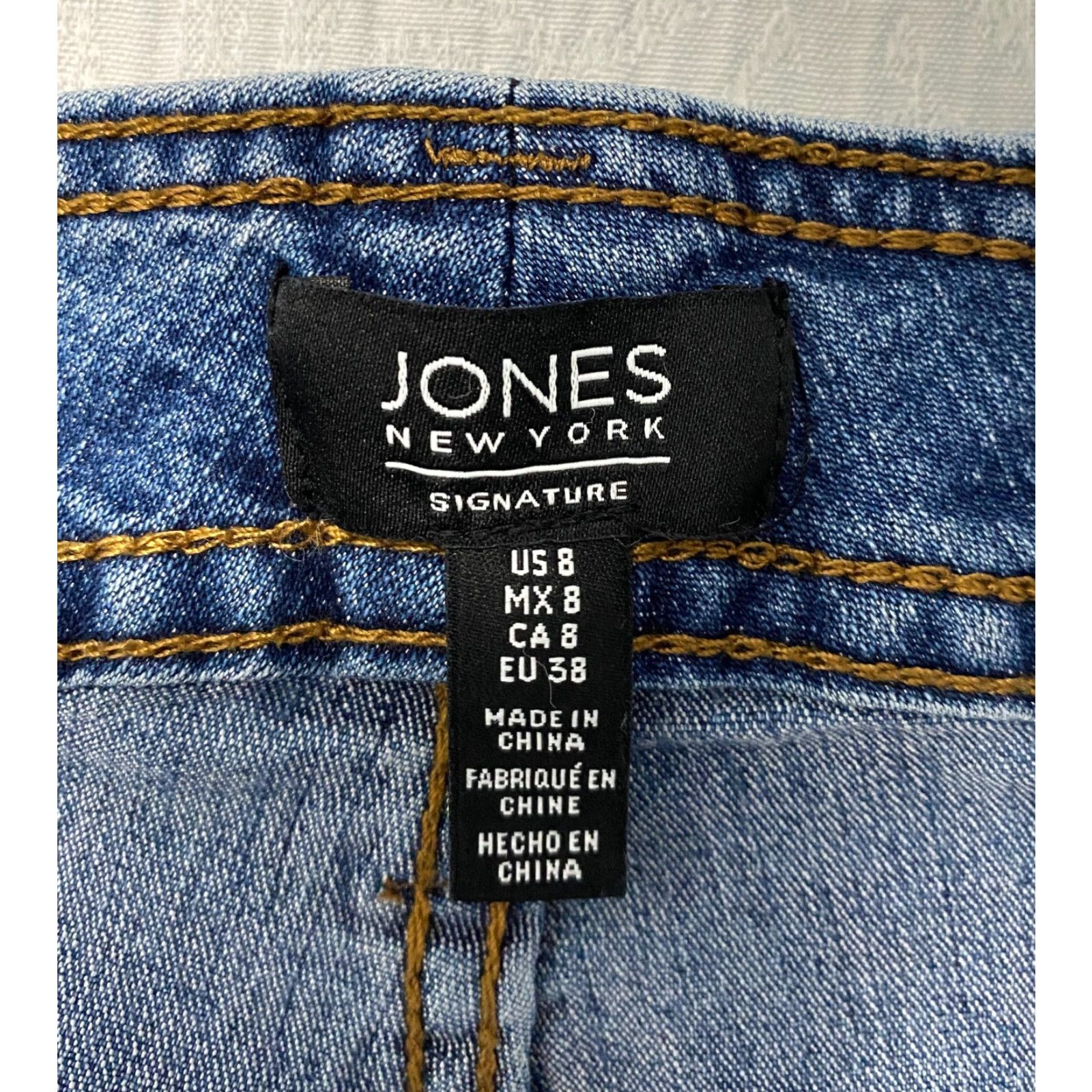 Jones New York Jones New York Miranda Jeans Womens 8 Slim Skinny 5-Pocket Denim Blue Floral Embroidered Stretch Size 30" / US 8 / IT 44 - 6 Thumbnail