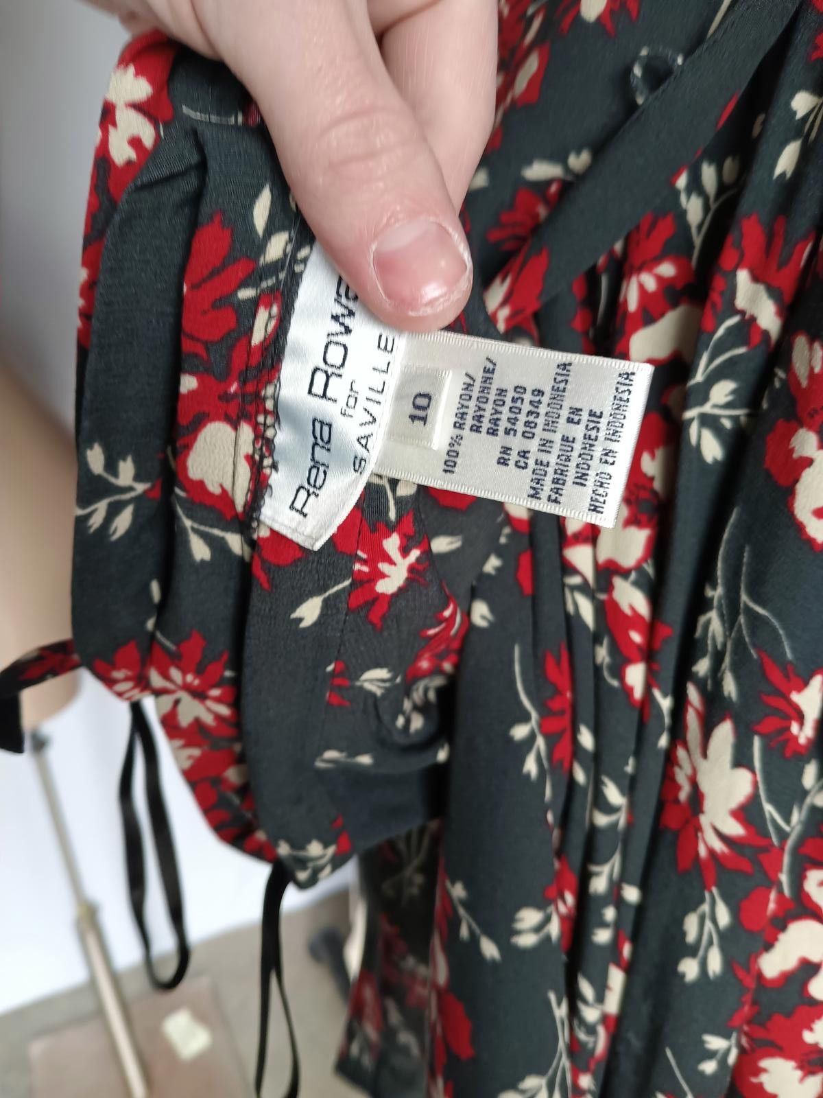 Designer Rena Rowan Floral 2-Piece Set - Size 8/10 Size ONE SIZE - 5 Thumbnail
