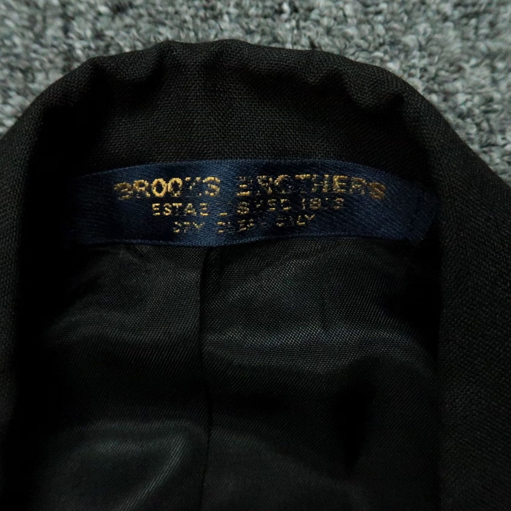 Brooks Brothers VINTAGE Brooks Brothers Blazer Mens 40R Black Tuxedo Jacket Formal Union Made Blazer Mens 40 Black Tuxedo Jacket Formal Union Made Size 40R - 3 Thumbnail