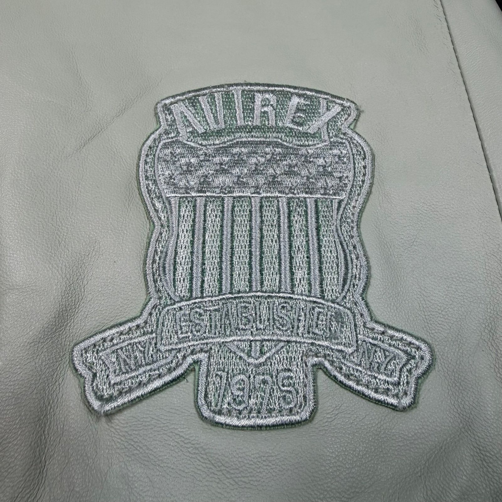 Avirex Avirex Leather Patch Short Size US 34 / EU 50 - 11 Thumbnail