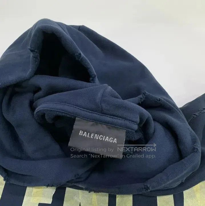 Balenciaga Balenciaga SS24 Logo Hoodie in Deep Blue. Size US XS / EU 42 / 0 - 2 Thumbnail