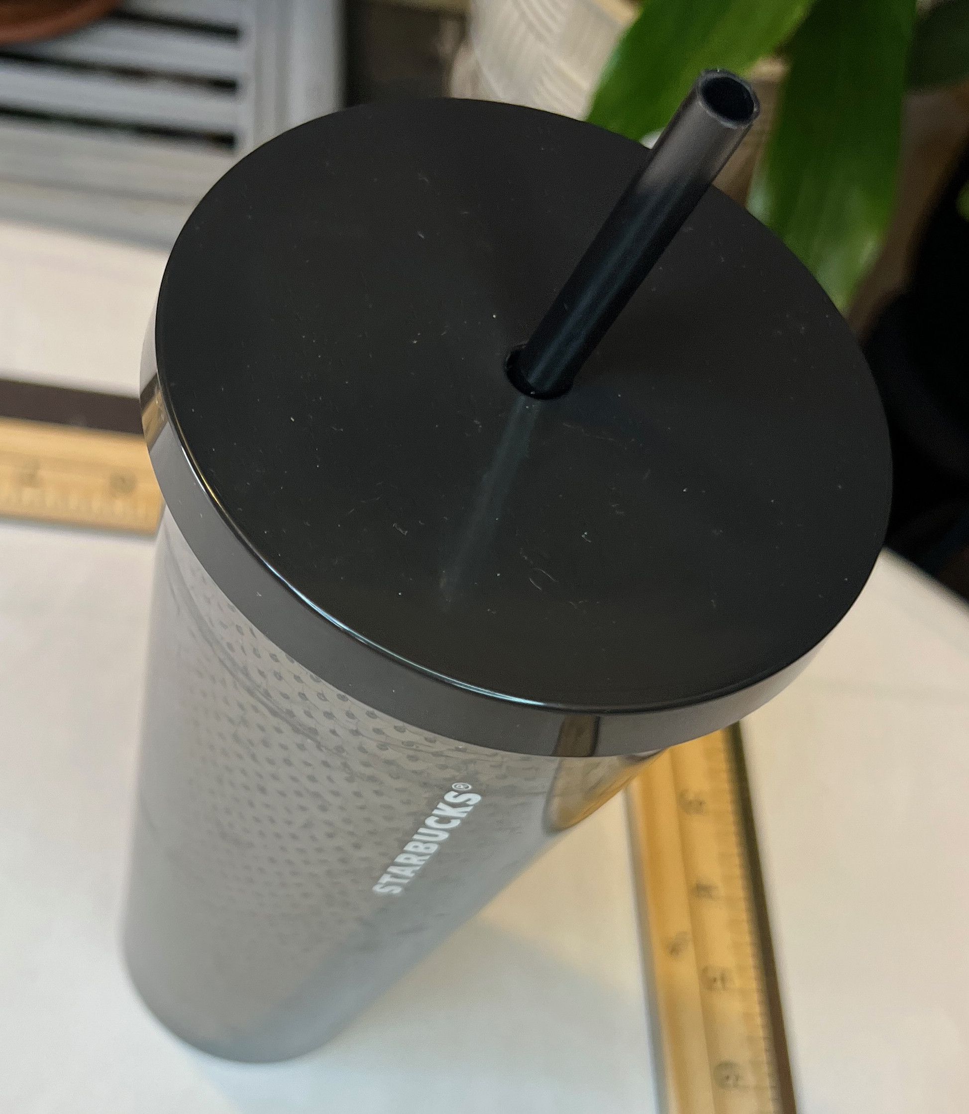 Designer Starbucks Coffee Black Sequin 24 oz Tumbler Venti w/ Straw Size ONE SIZE - 6 Thumbnail