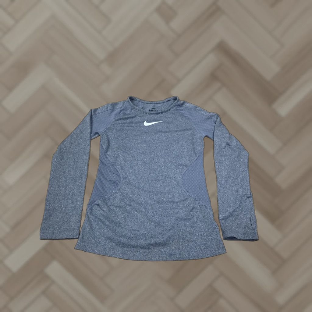 Nike Nike Dri Fit Womens Long Sleeve Top Gray M Activewear Shirt Womens Nike Dri-Fit Pullover Athletic Size M / US 6-8 / IT 42-44 - 1 Thumbnail