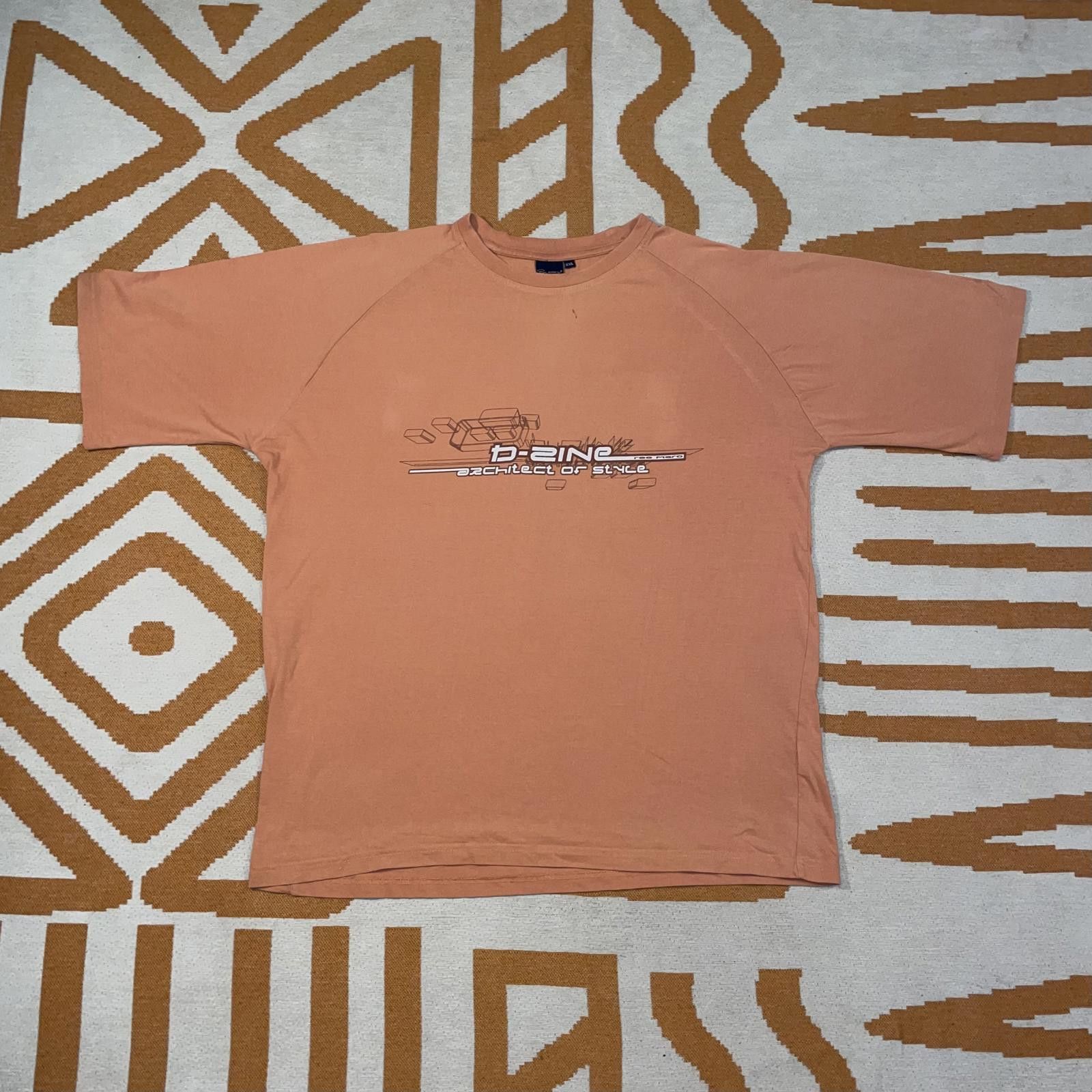 Designer Ree Marc 00s D-Zine Graphic T-Shirt XXL Size US XXL / EU 58 / 5 - 1 Thumbnail