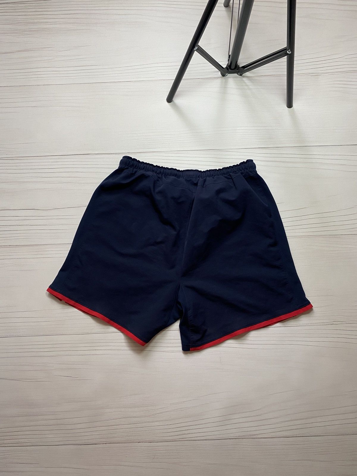 Nike × Vintage Vintage Nike Arsenal 2007/08 away football y2k shorts Size US 34 / EU 50 - 2 Thumbnail