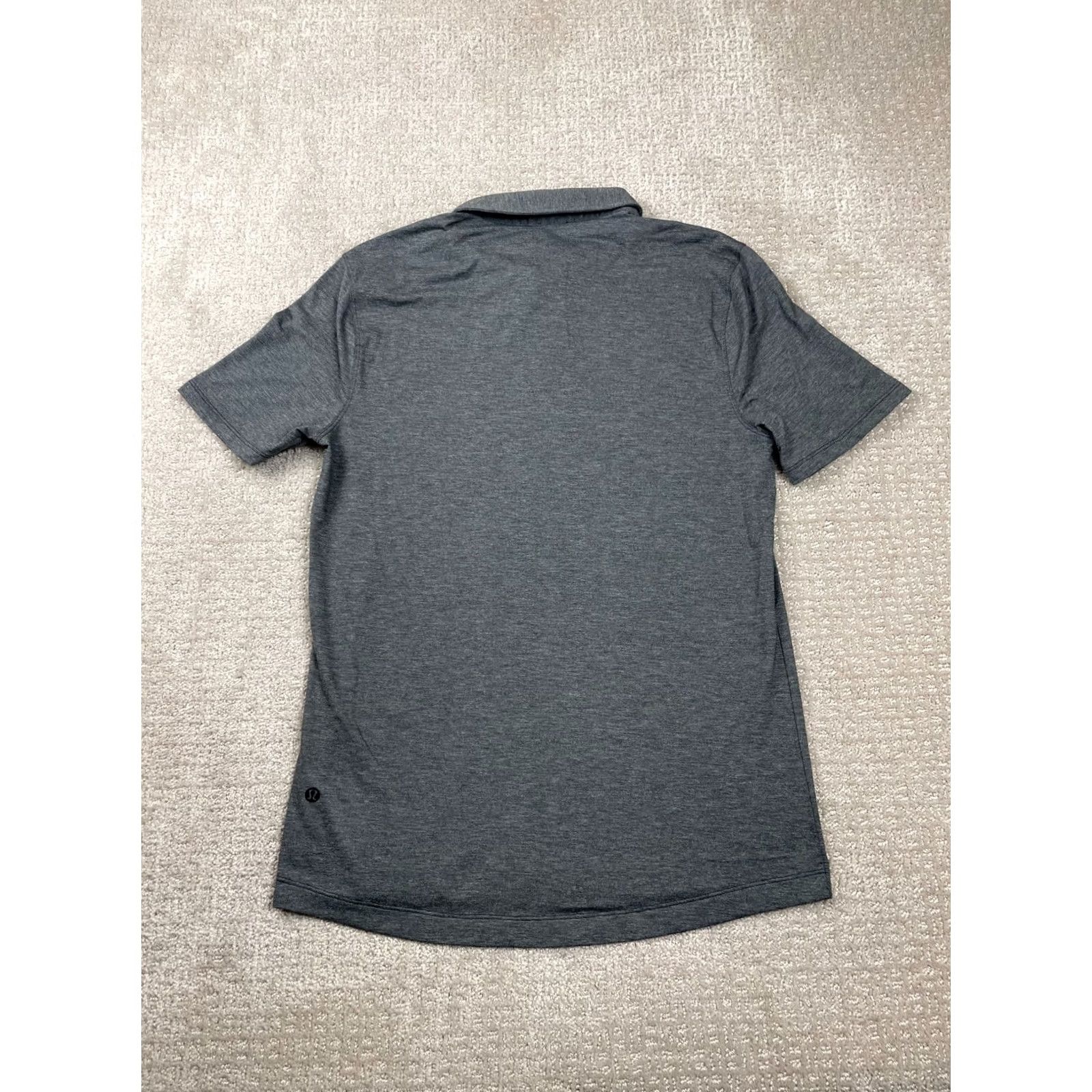Lululemon Lululemon Polo Shirt Mens S Gray Short Sleeve Performance Stretch Golf Outdoors Casual Logo Trim Size US S / EU 44-46 / 1 - 5 Thumbnail