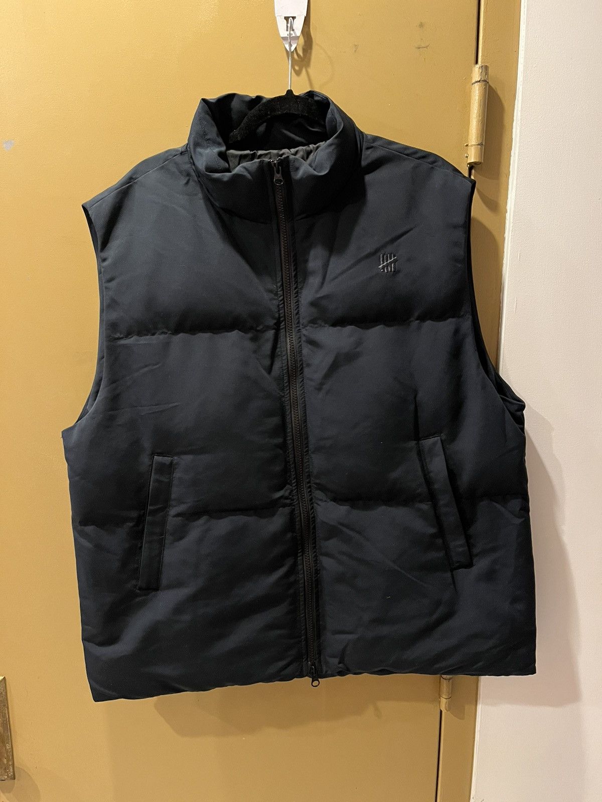 Undefeated Undefeated Vest - Dark blue. - Size Medium Size US M / EU 48-50 / 2 - 1 Thumbnail