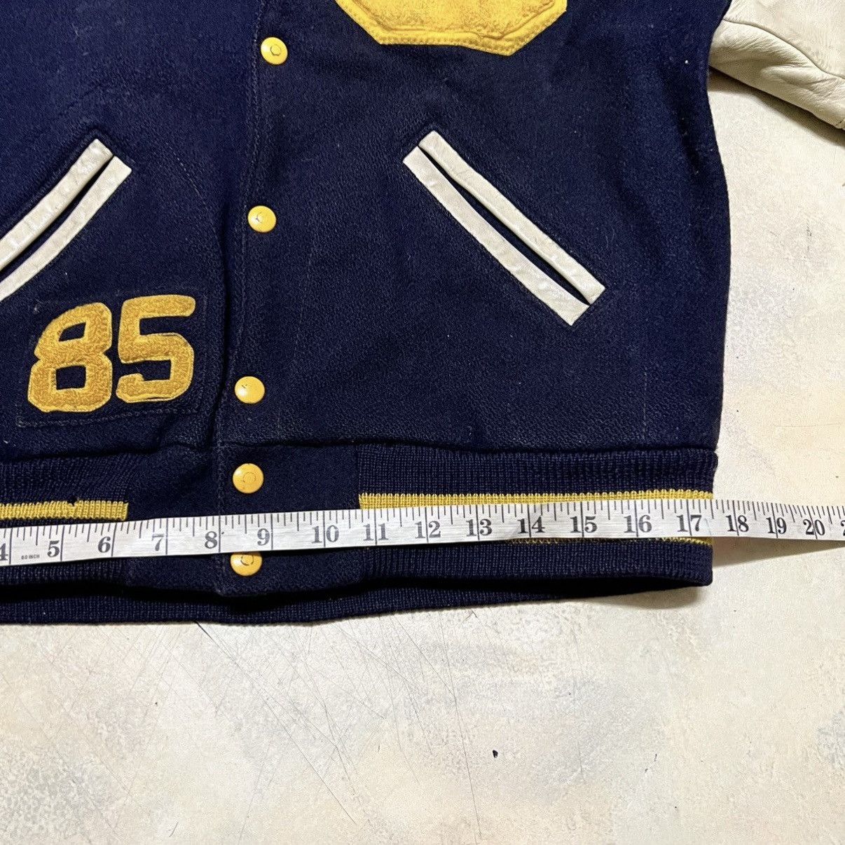 Vintage Vintage Leather Sleeves Varsity Jacket Size US S / EU 44-46 / 1 - 13 Thumbnail