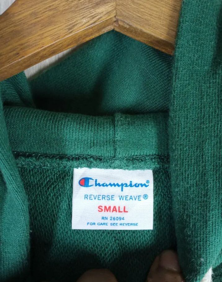 Champion VINTAGE CHAMPION Reverse Weave Embroidery Hoodie Size US S / EU 44-46 / 1 - 8 Thumbnail