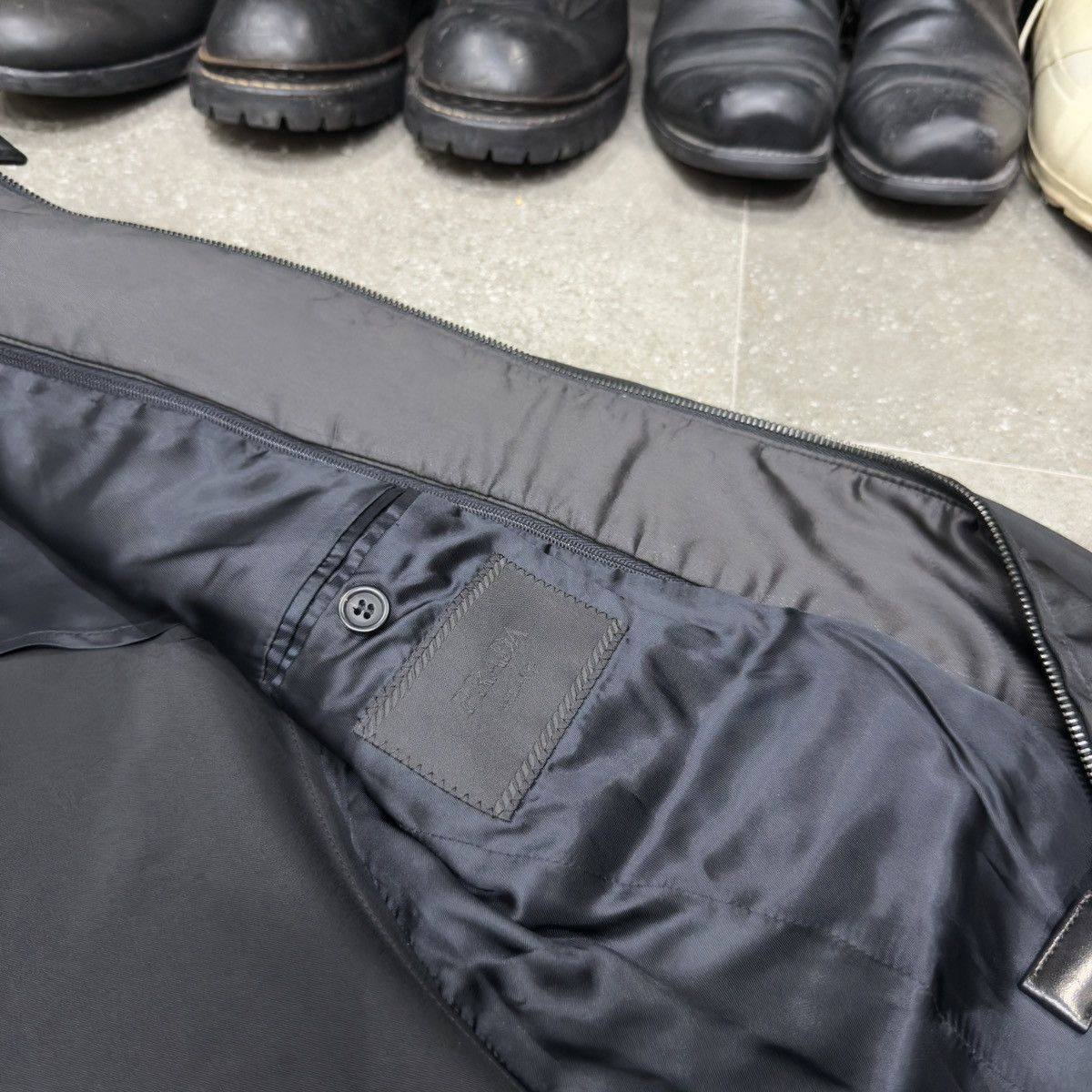 Designer × Prada Prada Single Breasted Double Lined Nylon Suit Blazer Size 44R - 9 Thumbnail