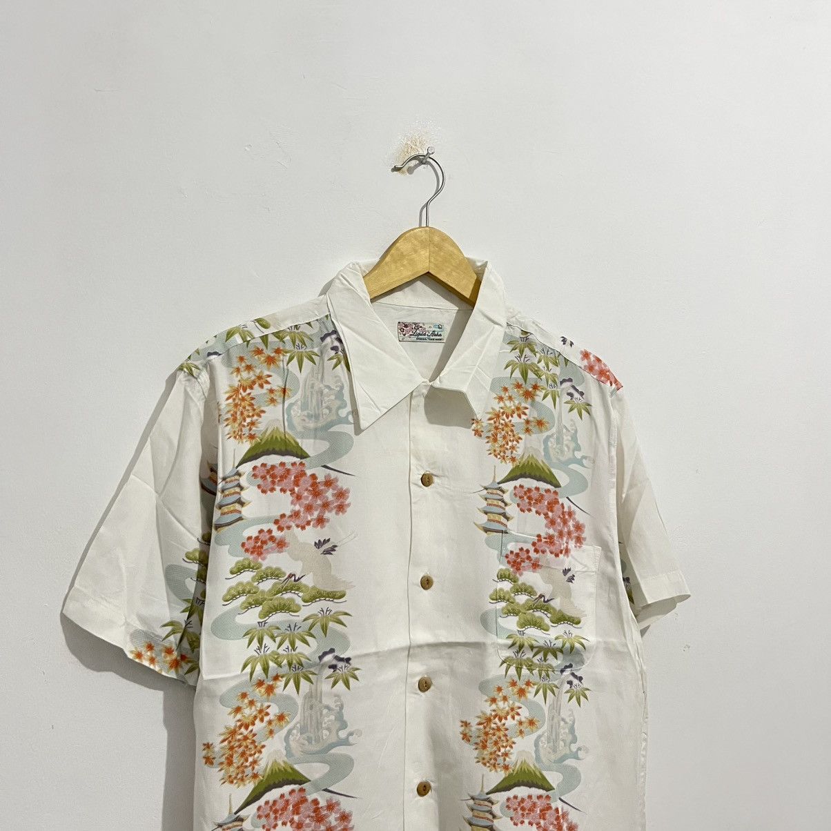 Sun Surf Liquid Aloha Japanese-Inspired Camp Shirt - White & Floral Size US L / EU 52-54 / 3 - 3 Thumbnail