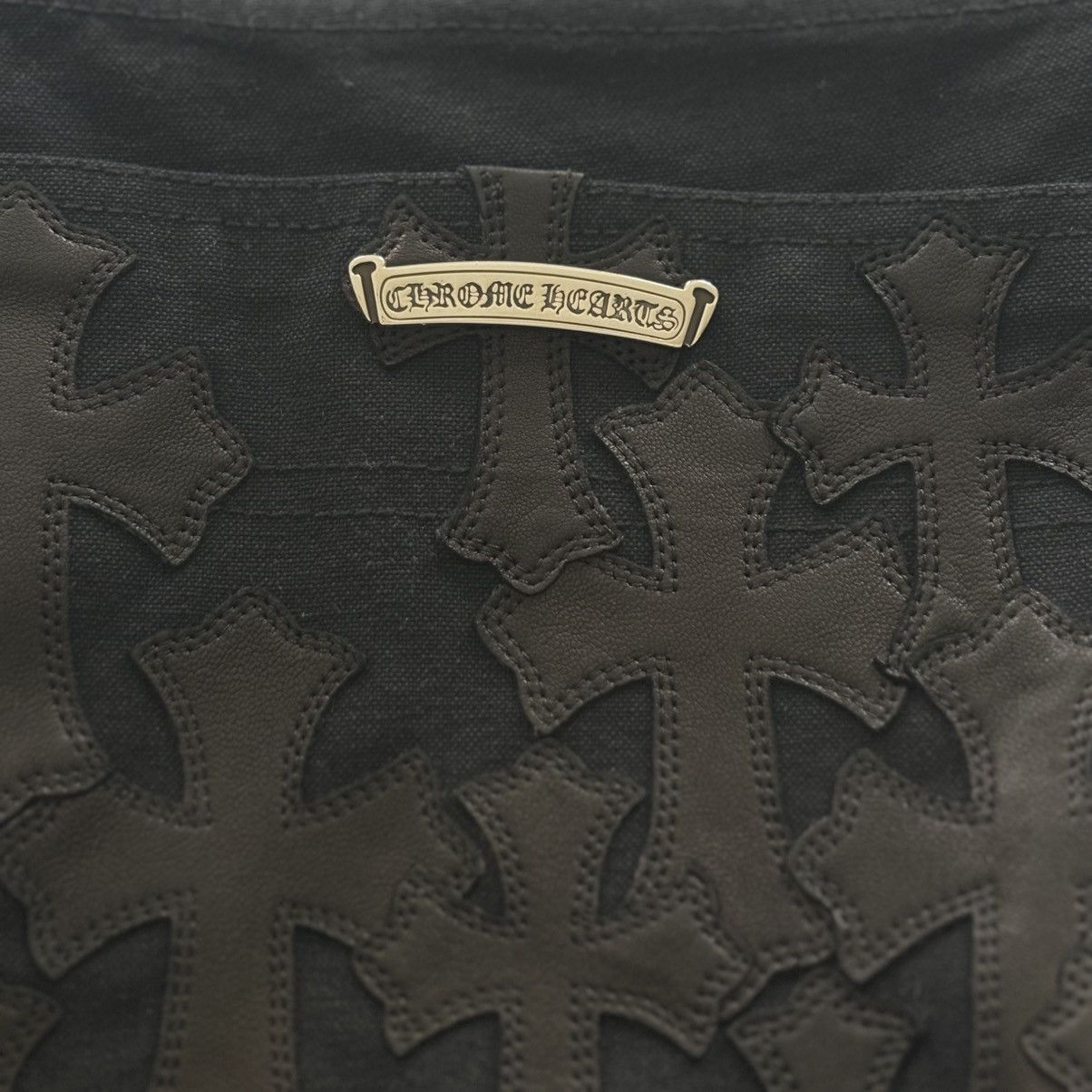Chrome Hearts BLACK CROSS PATCH HIDDEN KNEE WORK PANTS Size US 40 / EU 56 - 4 Thumbnail
