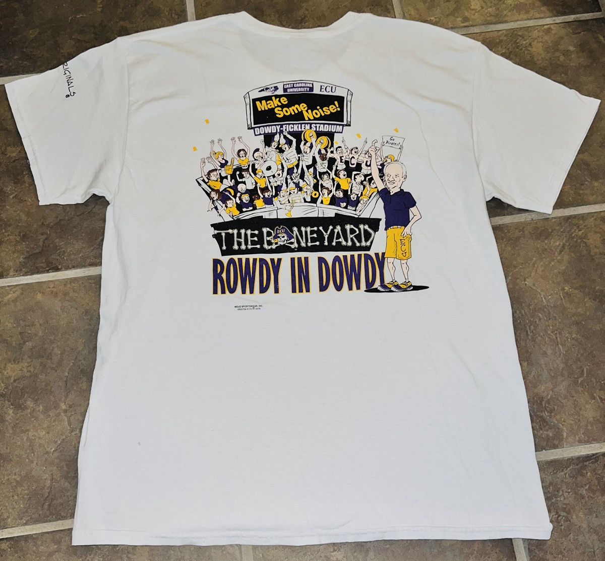 NCAA ECU FOOTBALL T-SHIRT Size US L / EU 52-54 / 3 - 1 Thumbnail