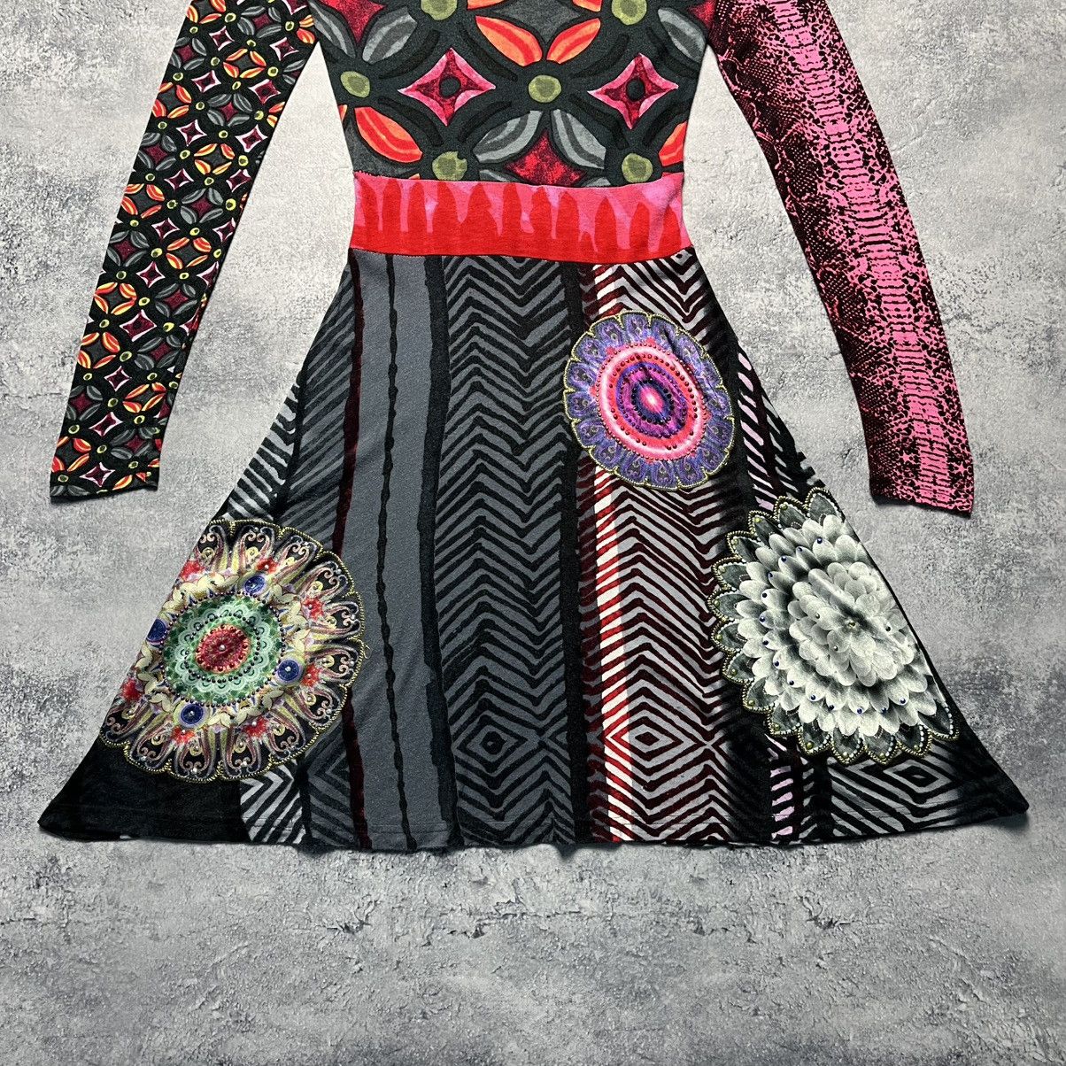 Designer × Desigual Vintage Desigual Dress Avant-Garde Ladies Long Sleeve U-Neck Size XS / US 0-2 / IT 36-38 - 3 Thumbnail