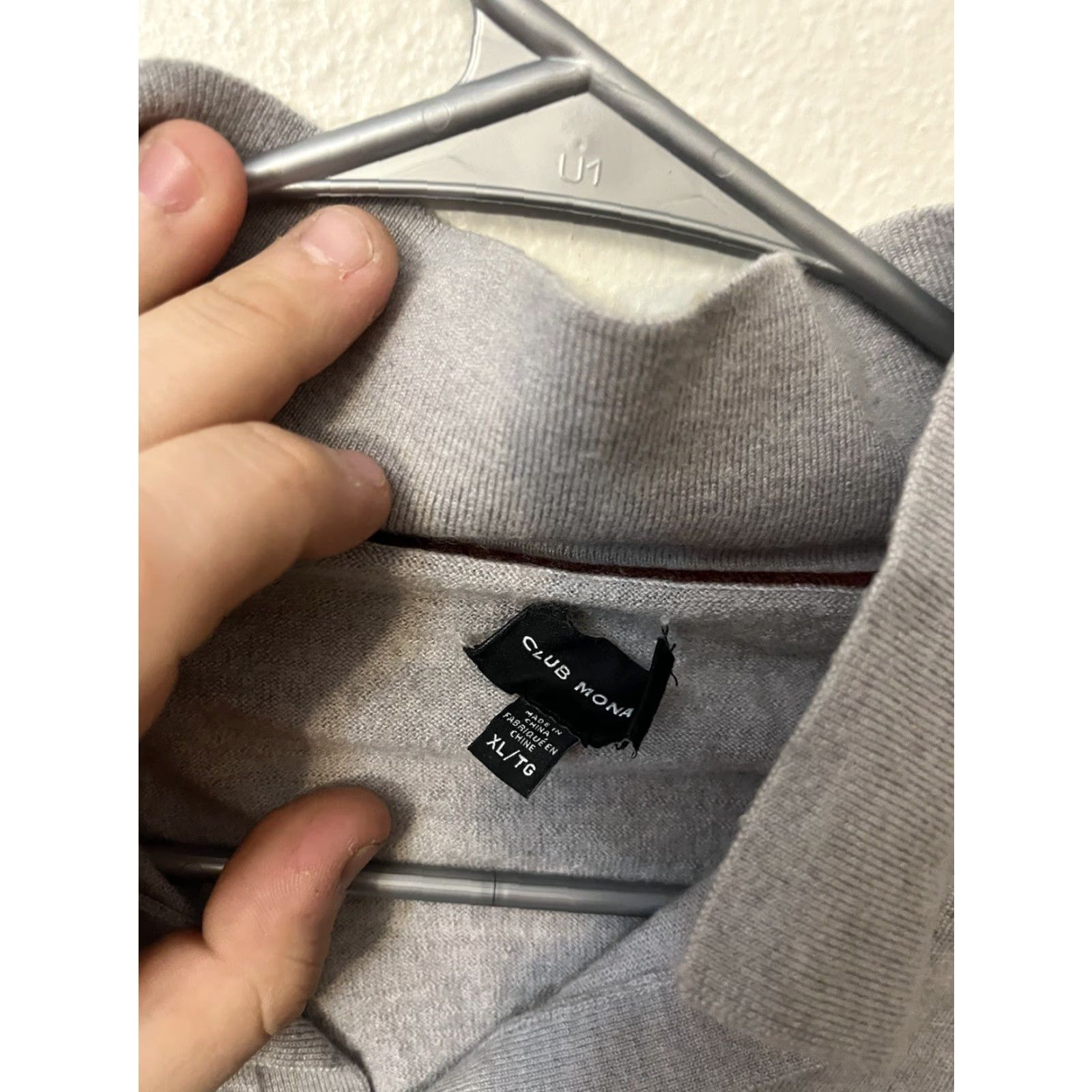 Club Monaco Club Monaco Collared Sweater, Size XL Wool Blend Gray Women, XL, Club Monaco, Sweater, Wool Blend, Gray, Collared, Henley, Women's Apparel, Vintage? Size XL / US 12-14 / IT 48-50 - 2 Thumbnail