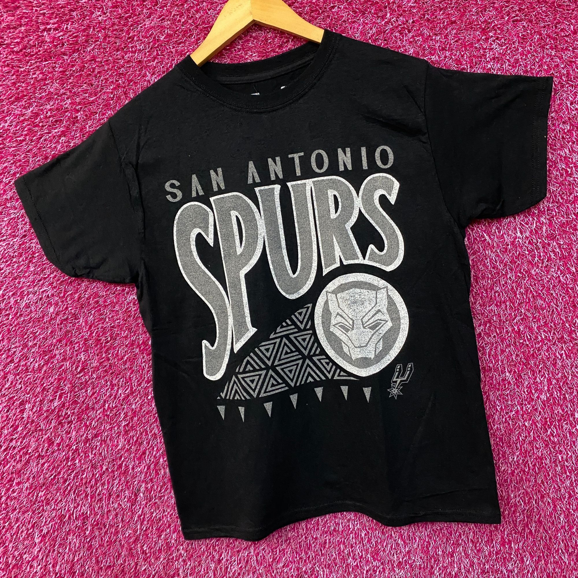 Junk Food San Antonio Spurs x Marvel Black Panther Collaboration T-shi Size US S / EU 44-46 / 1 - 3 Thumbnail