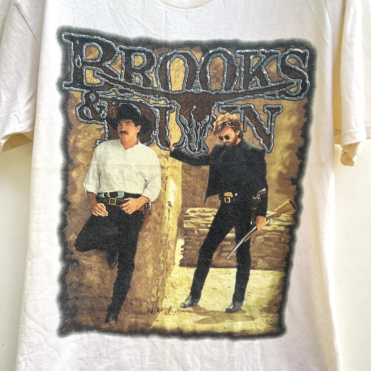 Band Tees × Lee Vintage 90's Brooks And Dunn shirt Size US L / EU 52-54 / 3 - 4 Thumbnail