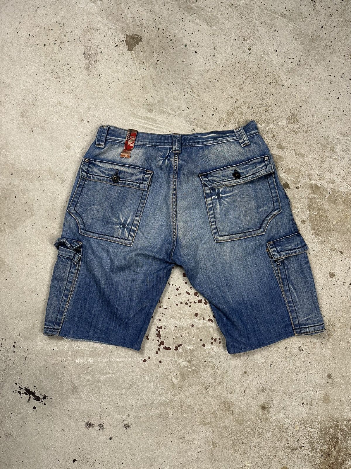 Japanese Brand Vintage Y2K Take Two Upgrade Cargo Denim Shorts Jeans Japan Size US 32 / EU 48 - 2 Thumbnail