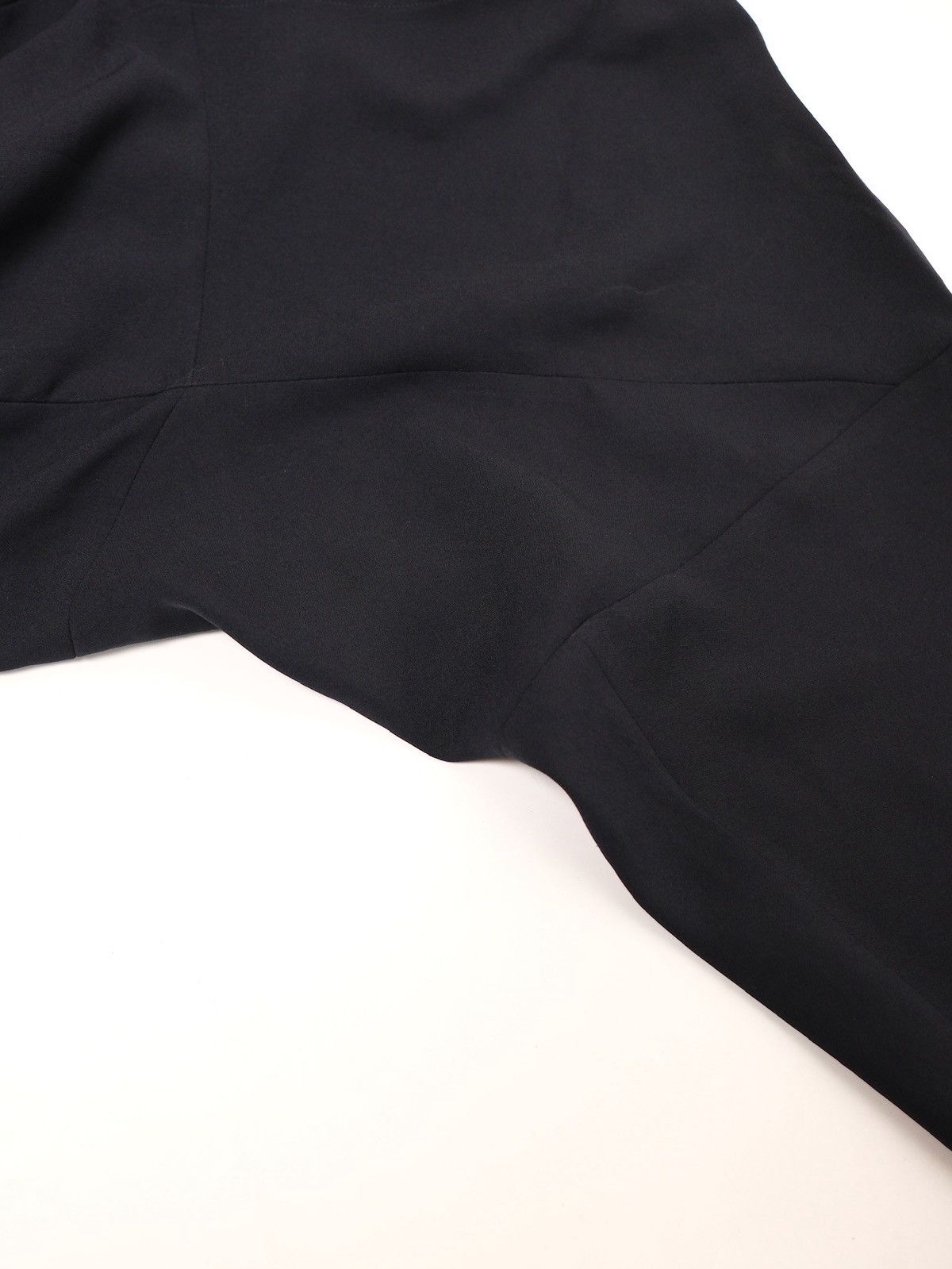 Comme des Garcons Mainline Comme Des Garcons Asymmetrical Top Size M / US 6-8 / IT 42-44 - 9 Thumbnail