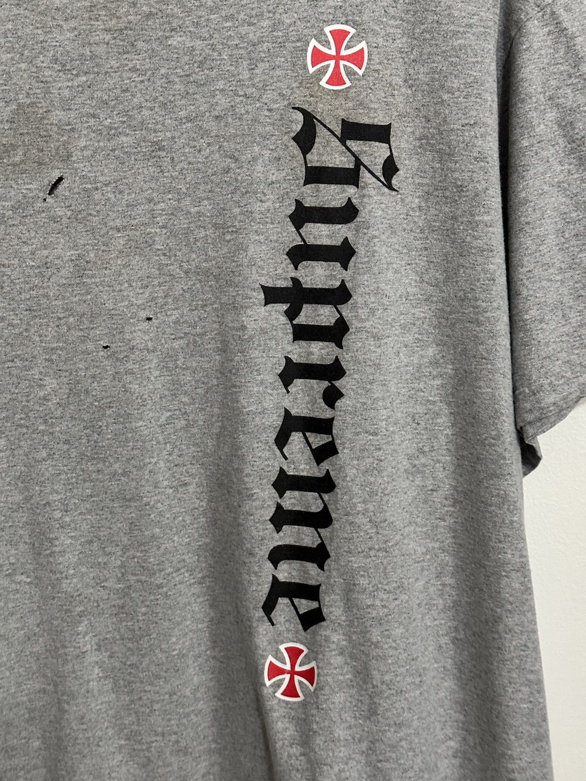 Supreme Supreme Independent Old EnglishTee Size US XL / EU 56 / 4 - 2 Thumbnail
