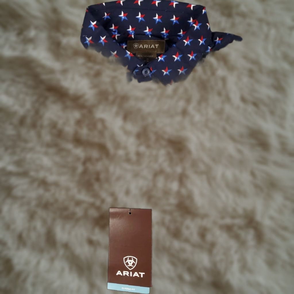 Ariat Button-Up Shirt Mens Medium Blue Geometric Print Long Sleeve Casual Modern Preppy