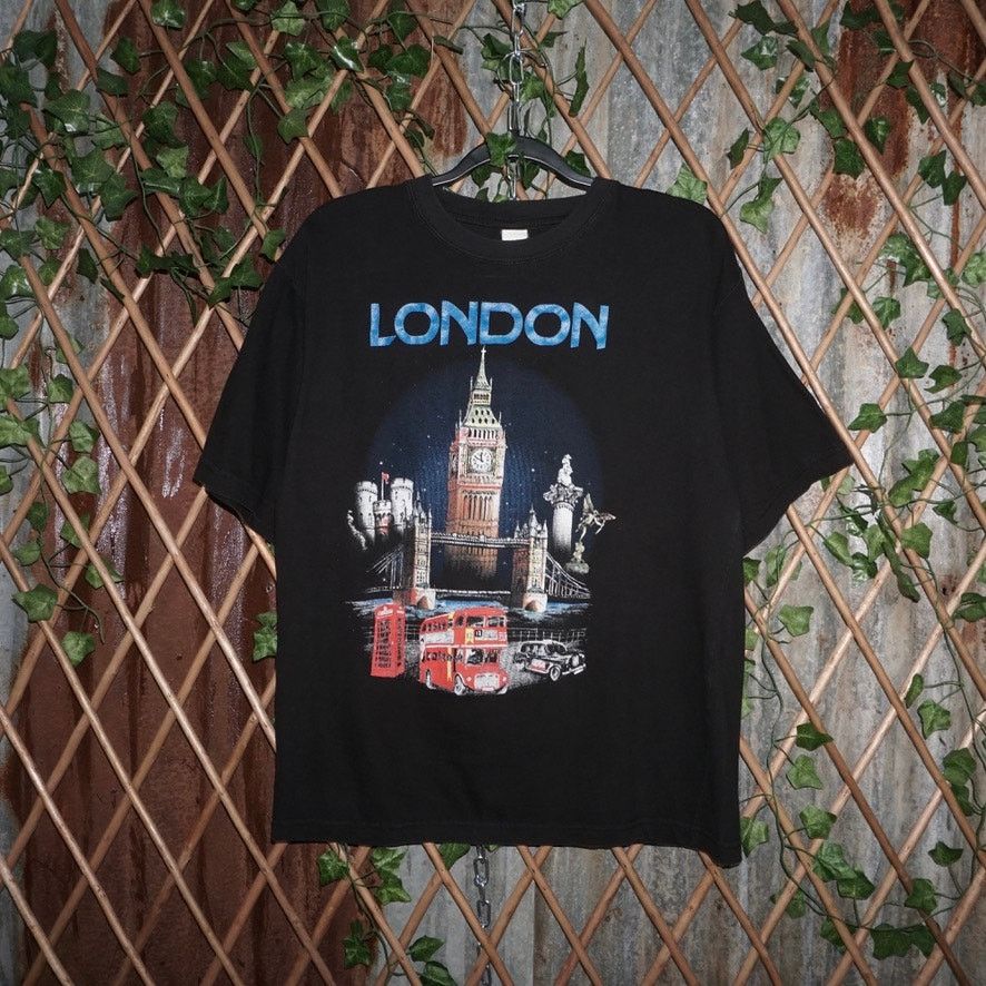 Vintage Large- Vintage Y2K London tourist/vacation promo 90s T-shirt Size US L / EU 52-54 / 3 - 1 Thumbnail